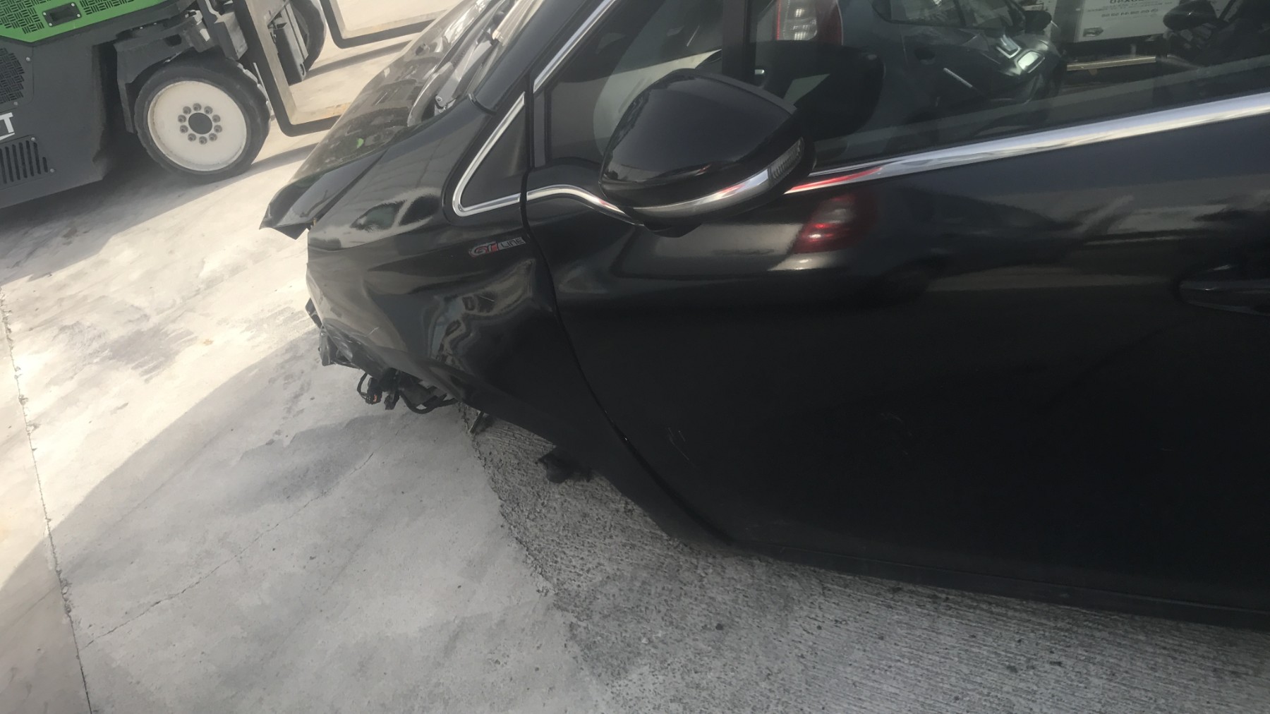Image PEUGEOT 208 1