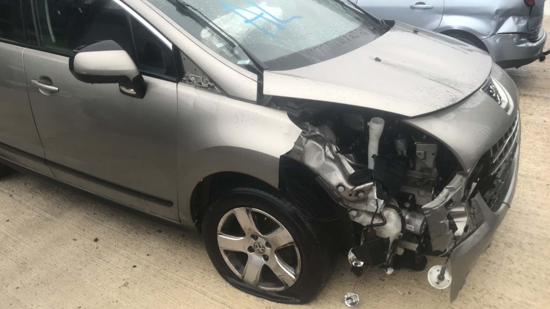 Image PEUGEOT 3008 1