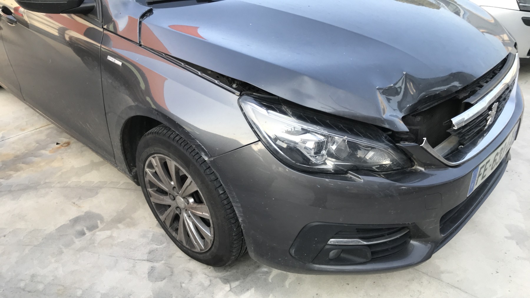 Image PEUGEOT 308 2 SW