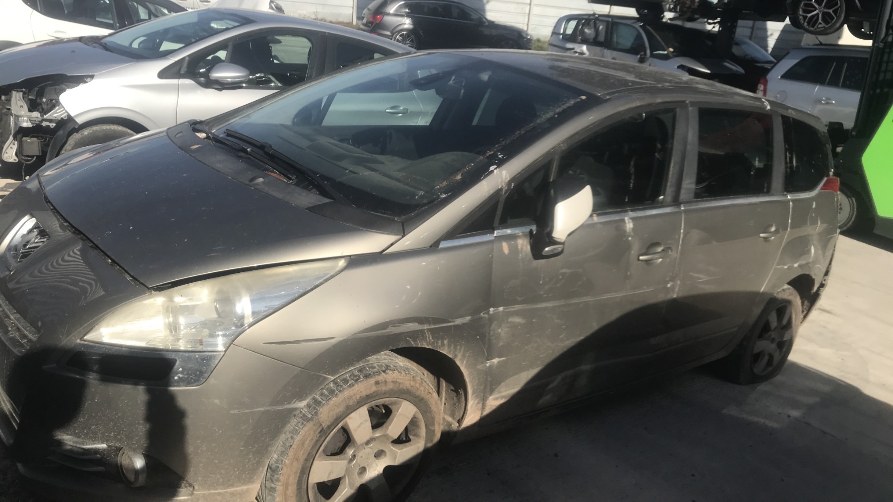 Image PEUGEOT 5008 1