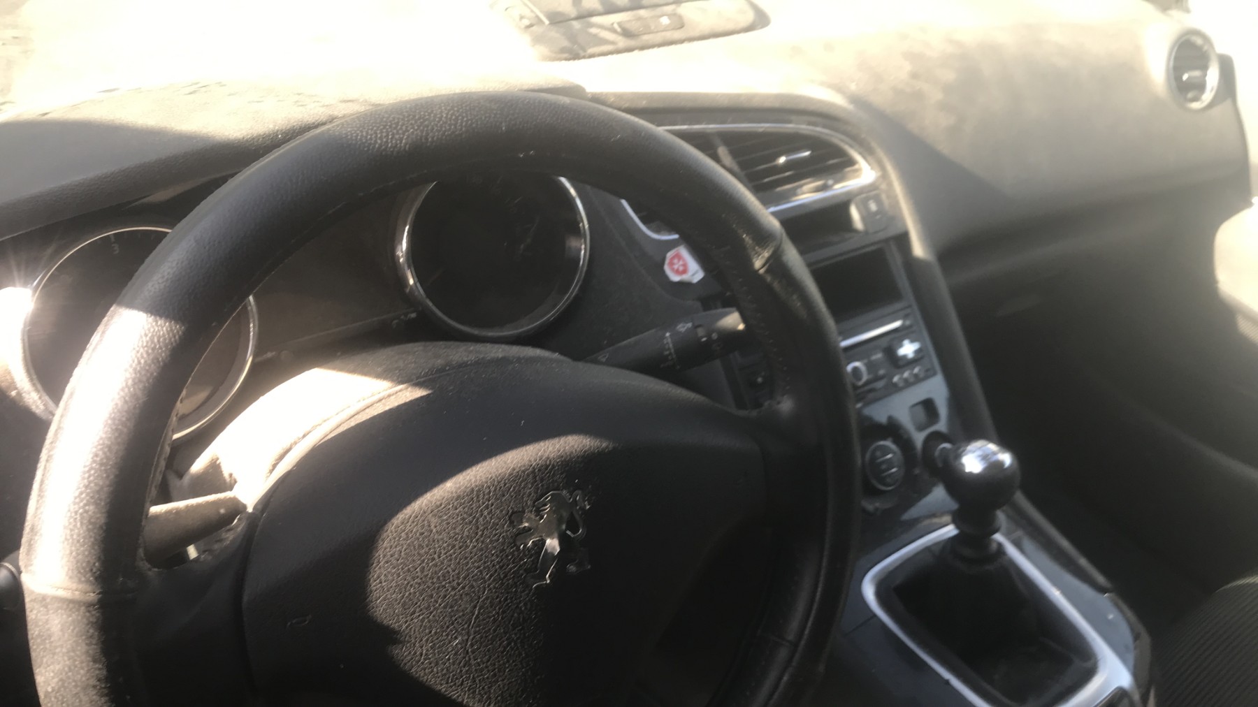 Image PEUGEOT 5008 1