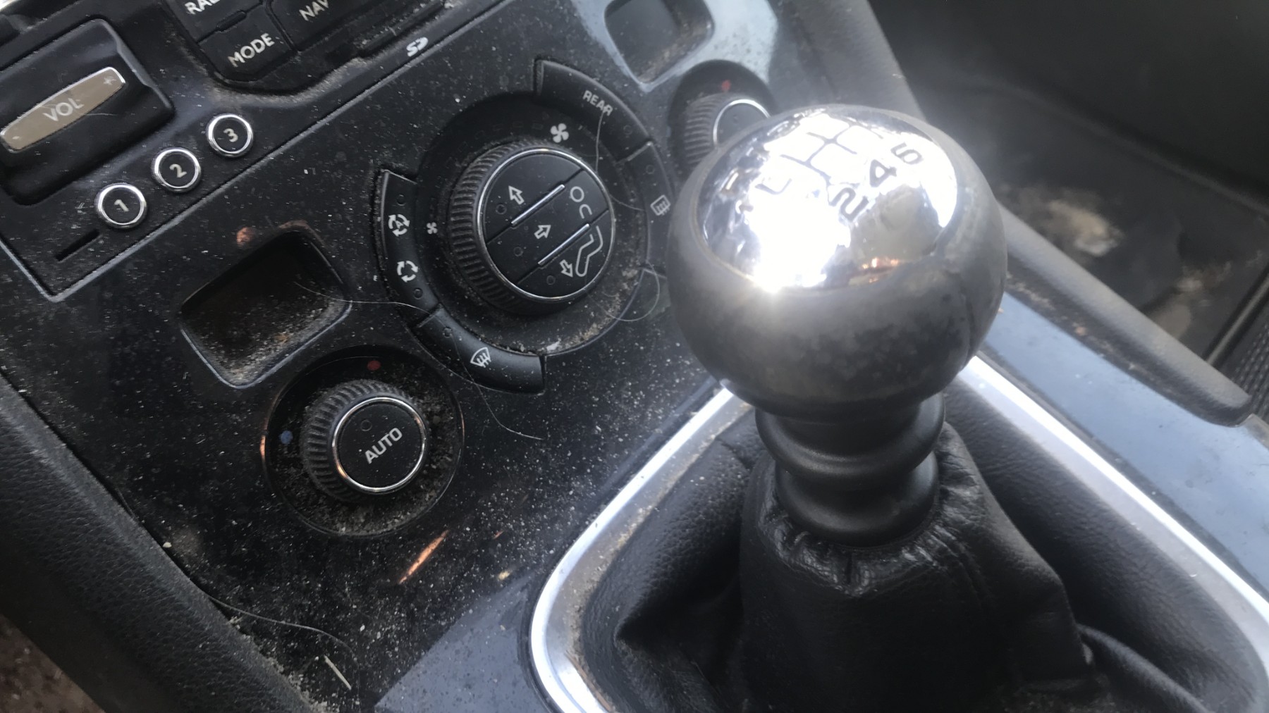 Image PEUGEOT 5008 1