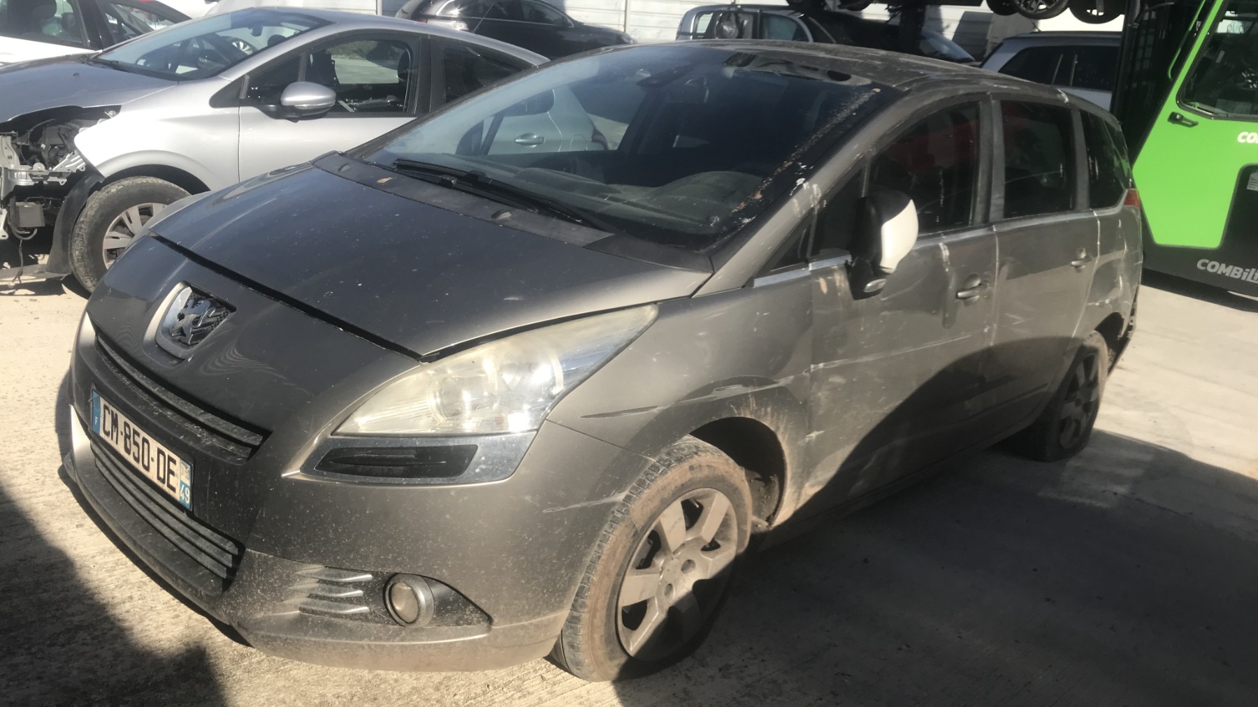 Image PEUGEOT 5008 1