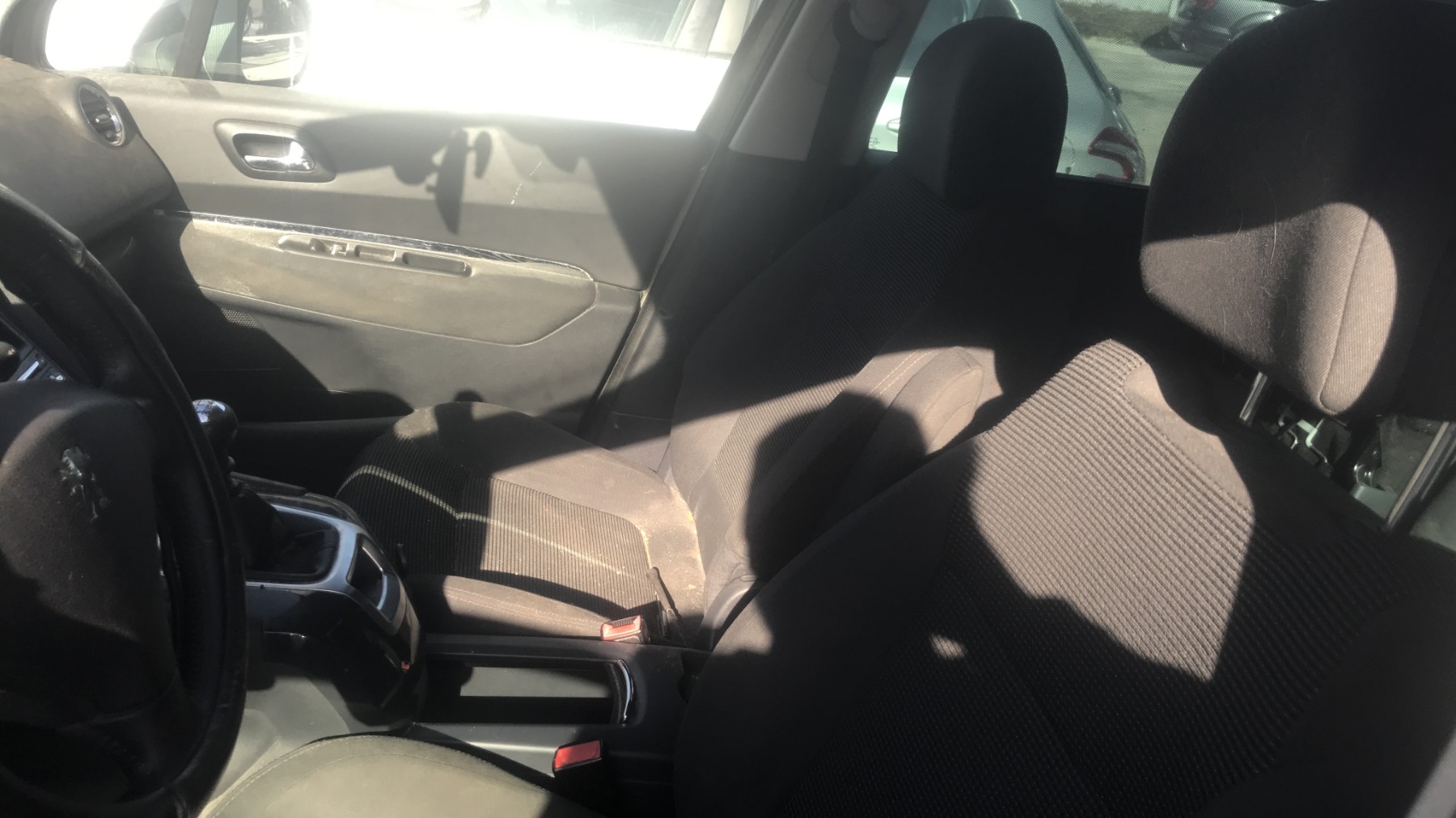 Image PEUGEOT 5008 1