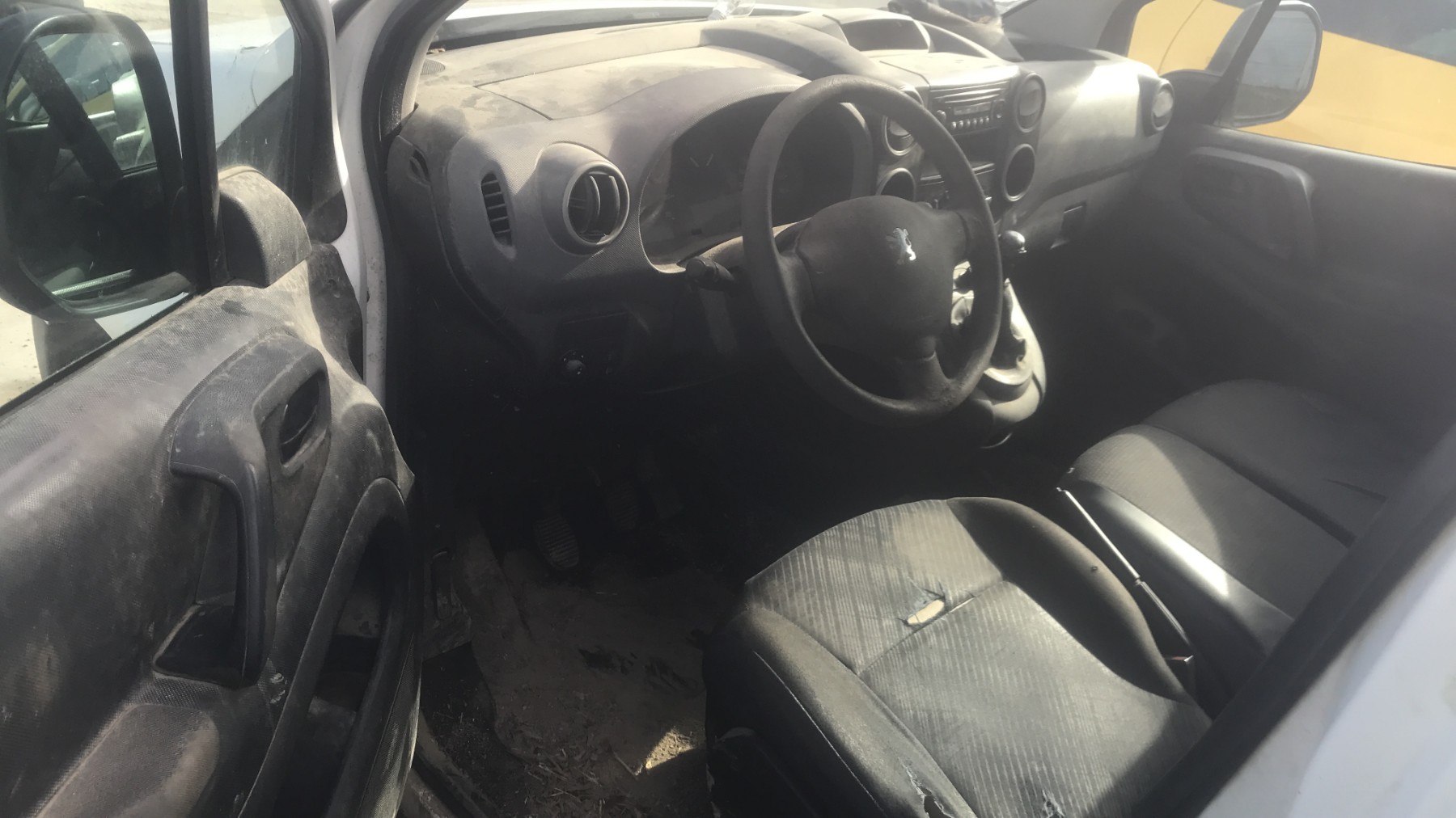 Image PEUGEOT PARTNER 1