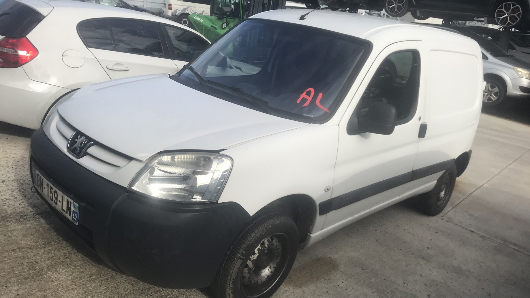 Image PEUGEOT PARTNER 1