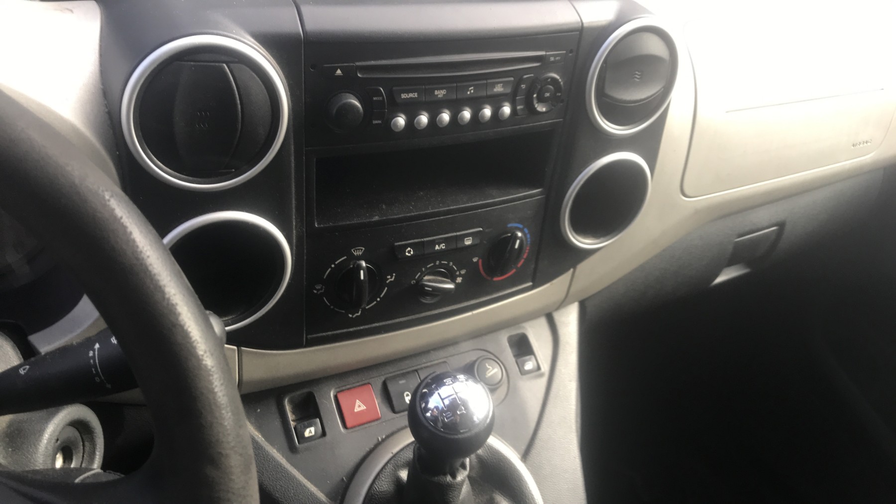 Image PEUGEOT PARTNER 2