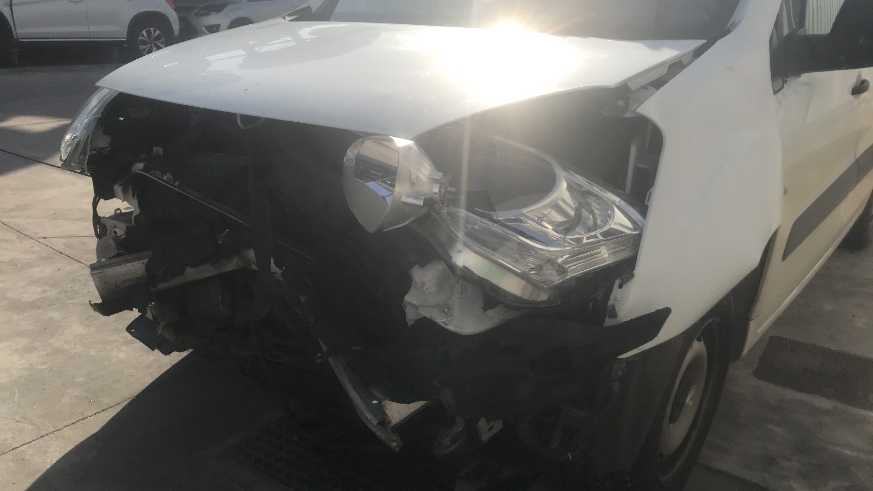 Image PEUGEOT PARTNER 2