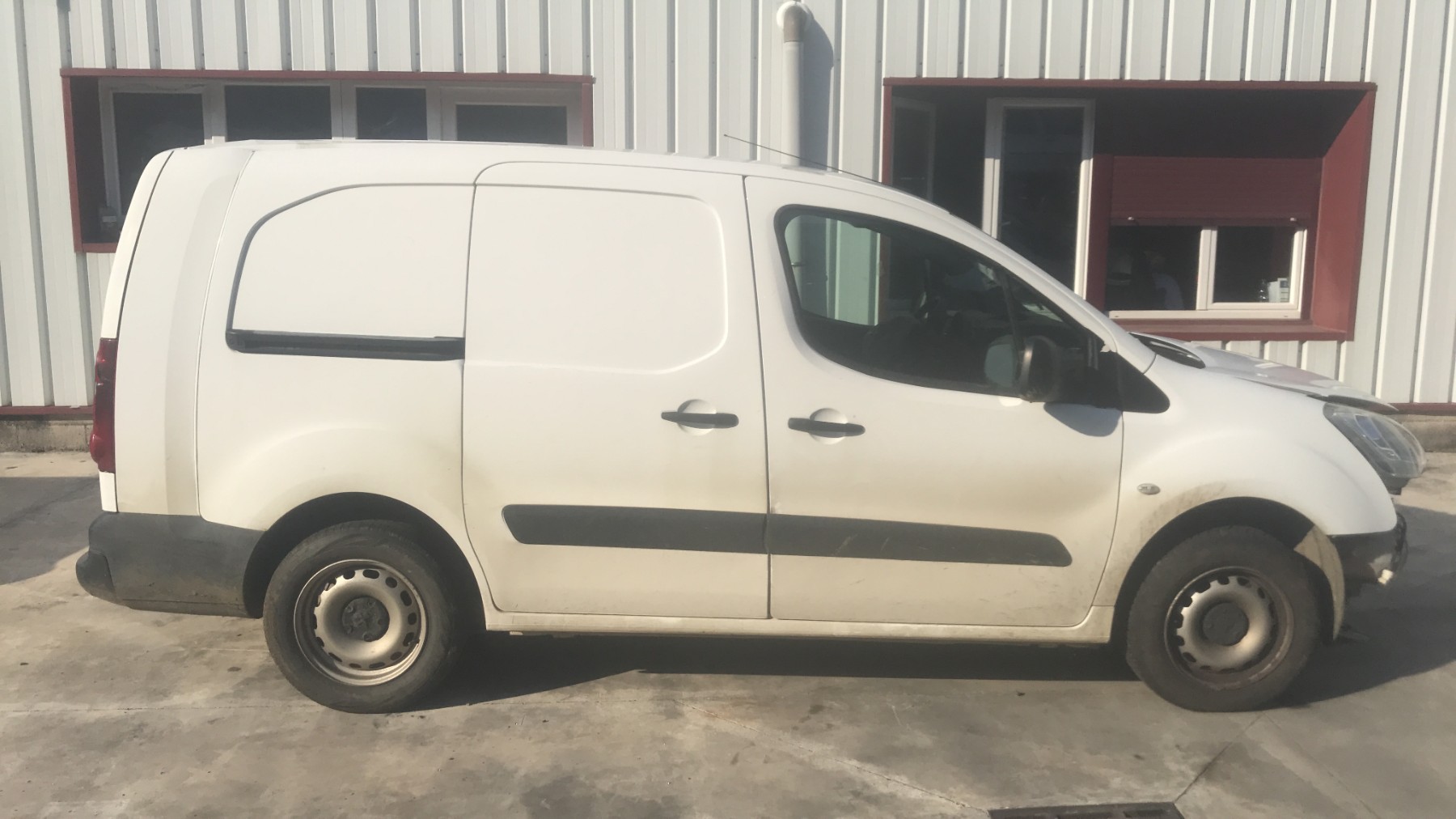 Image PEUGEOT PARTNER 2