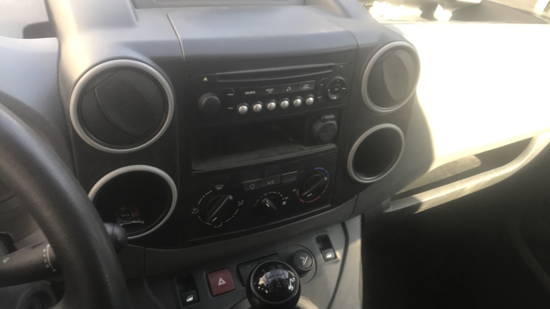 Image PEUGEOT PARTNER 2