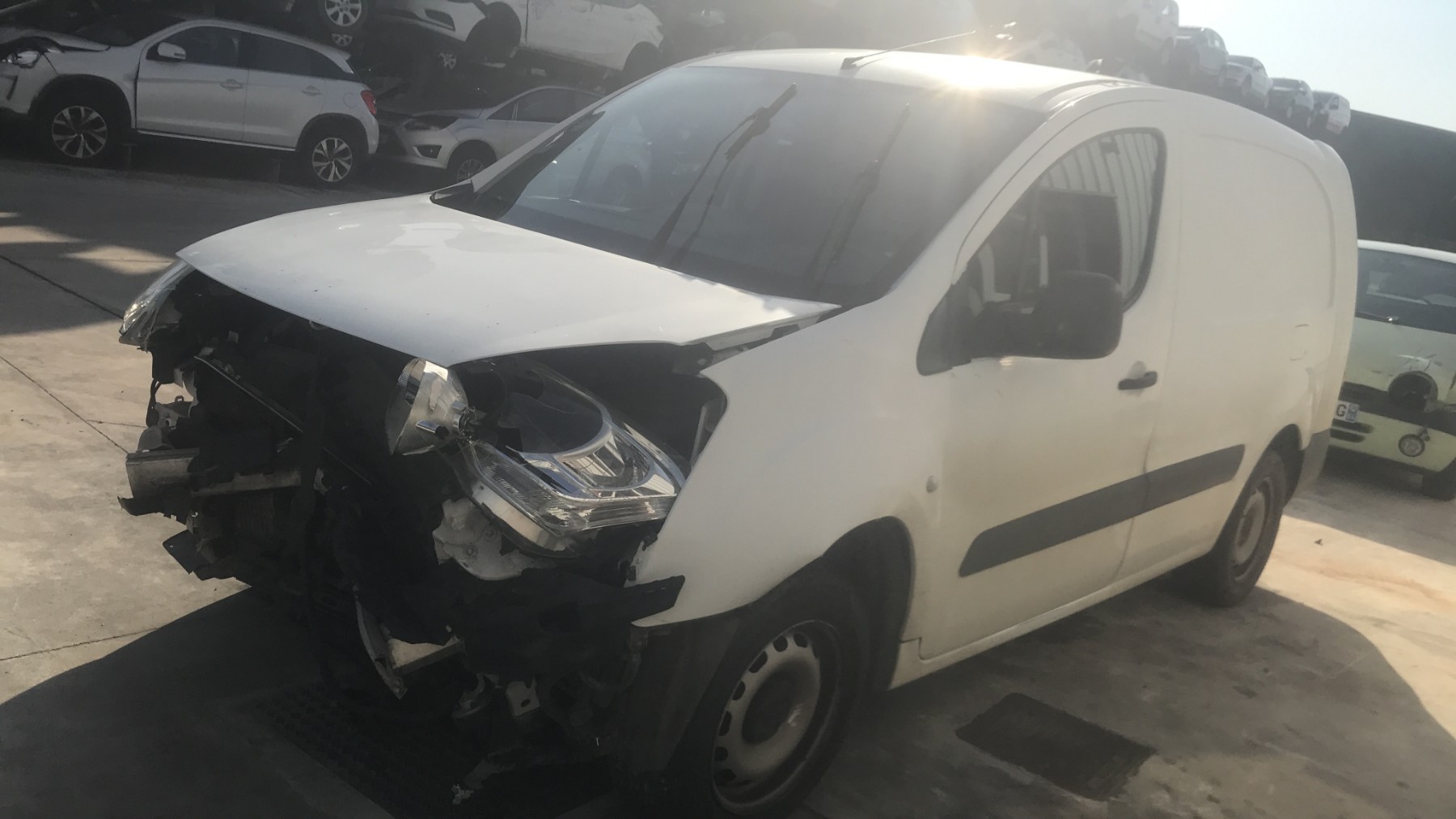 Image PEUGEOT PARTNER 2