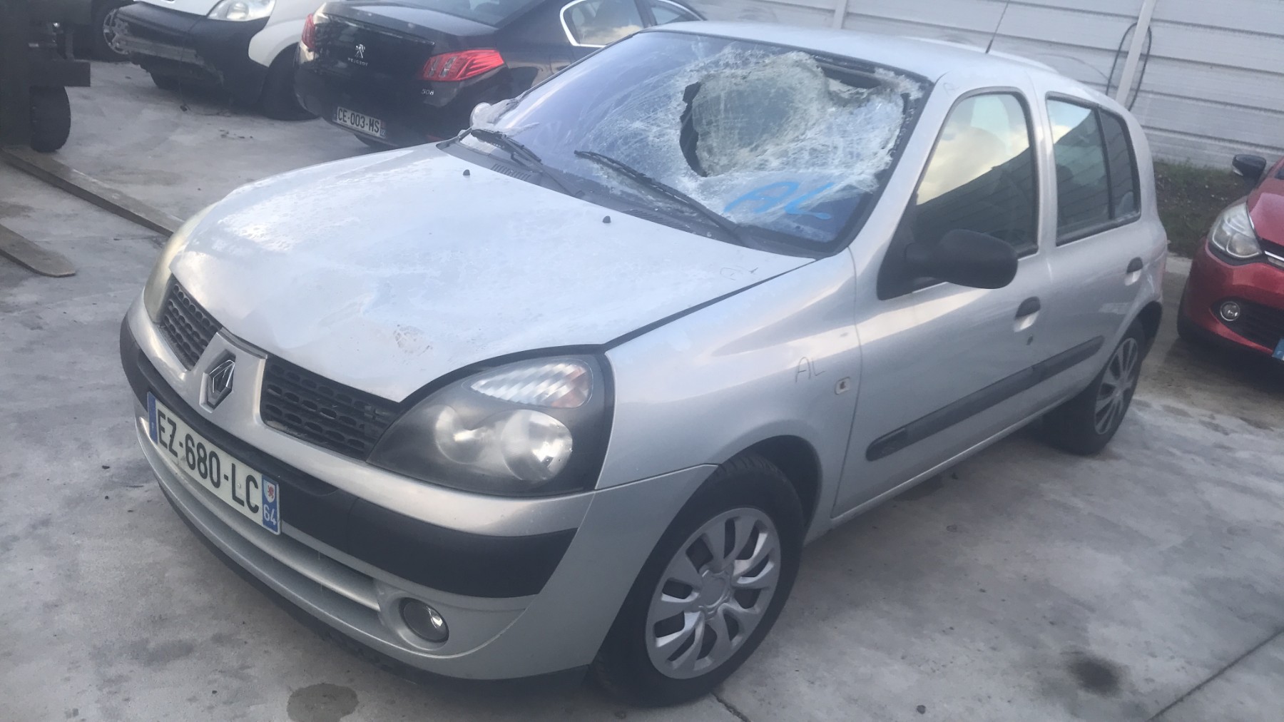 Image RENAULT CLIO 2