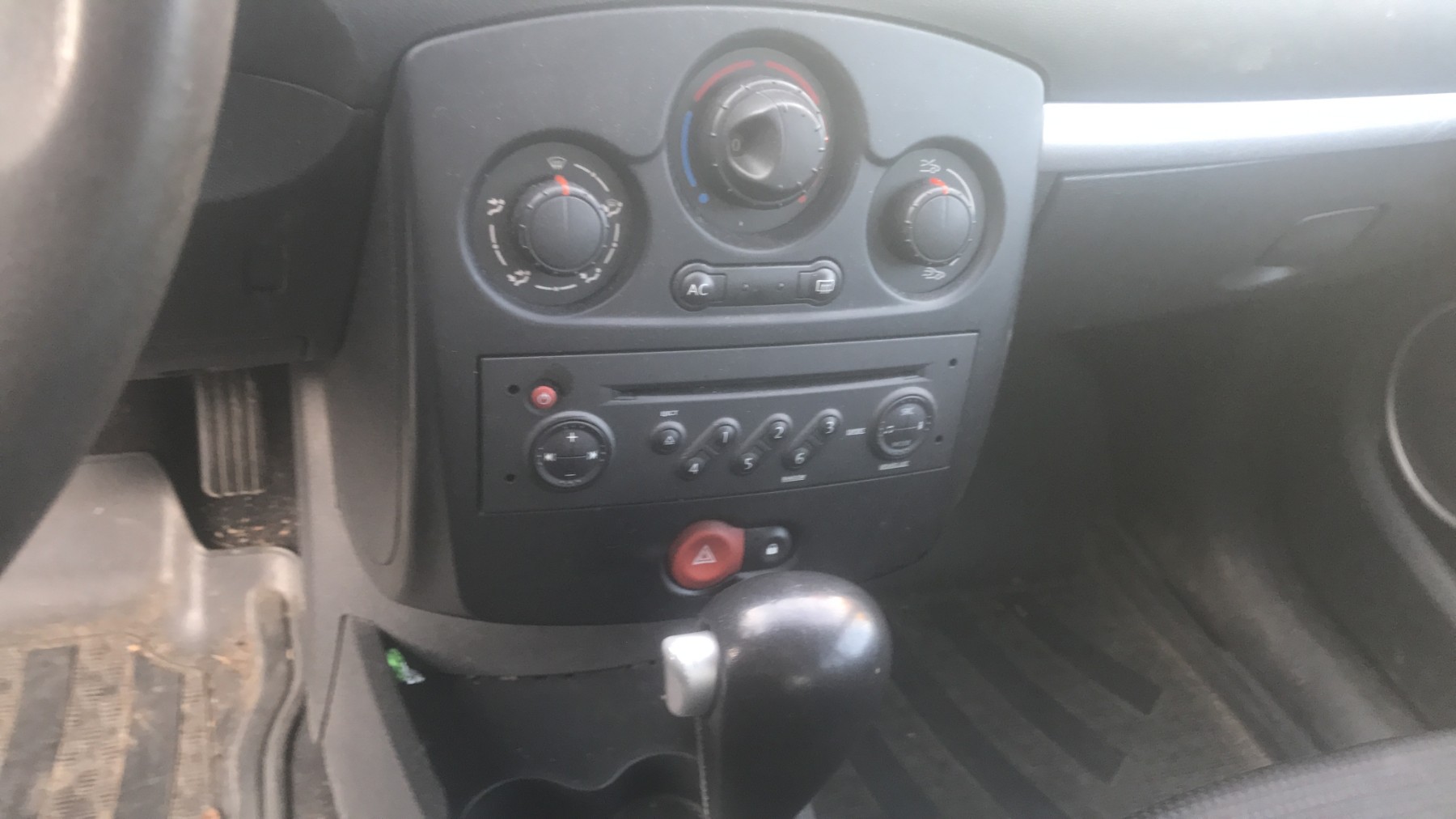 Image RENAULT CLIO 3