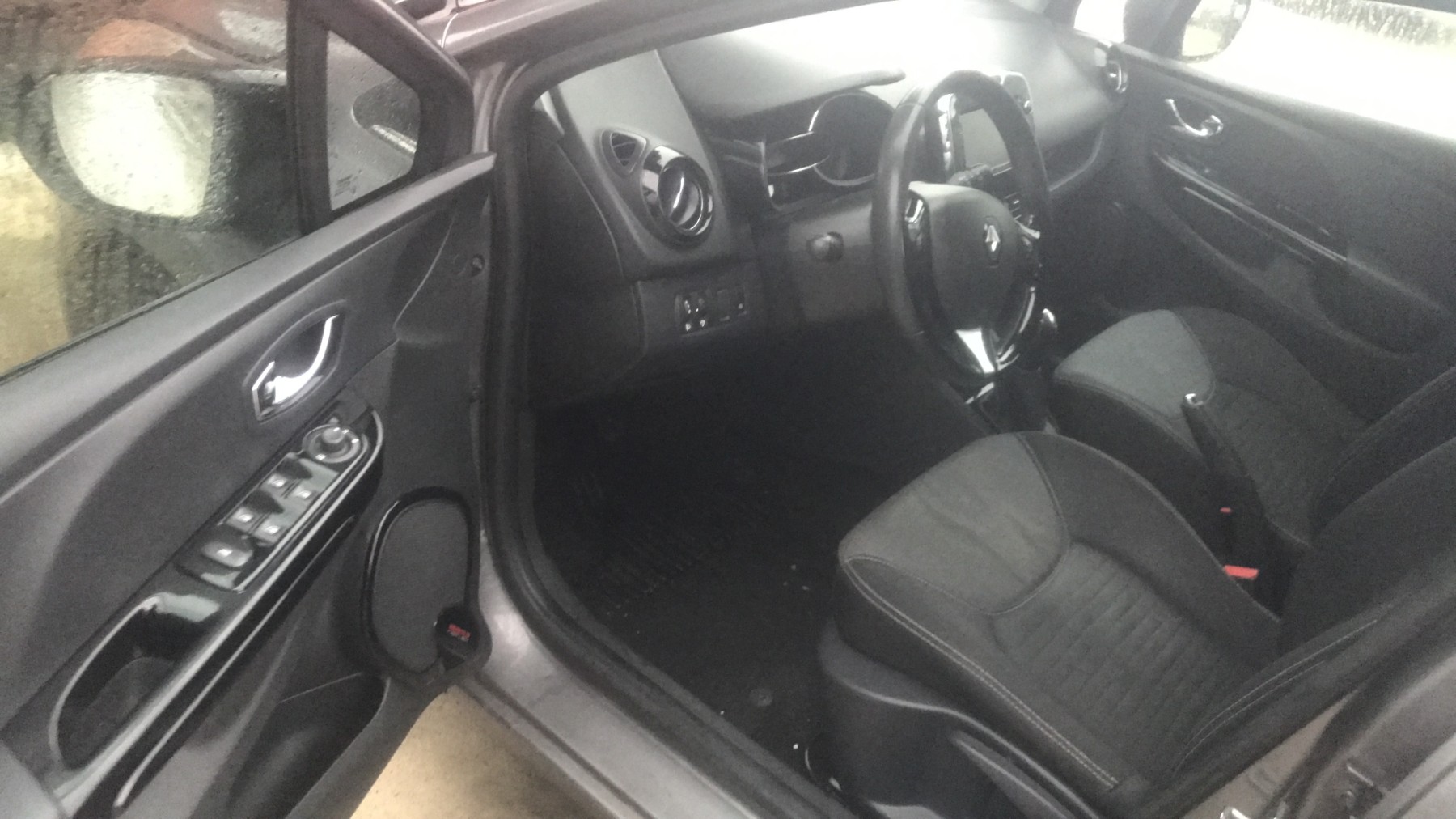 Image RENAULT CLIO 4