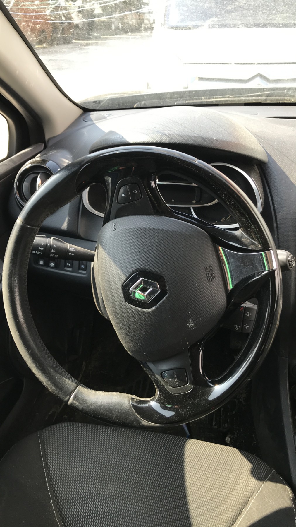 Image RENAULT CLIO 4