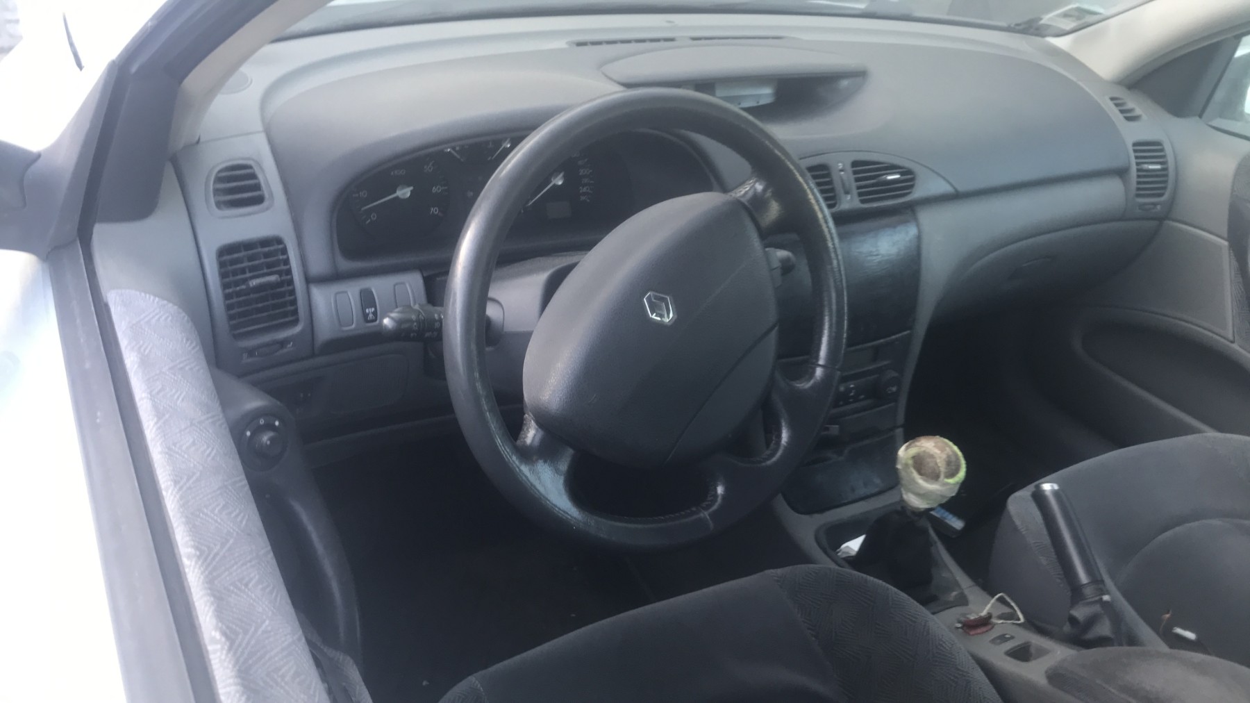 Image RENAULT LAGUNA 2