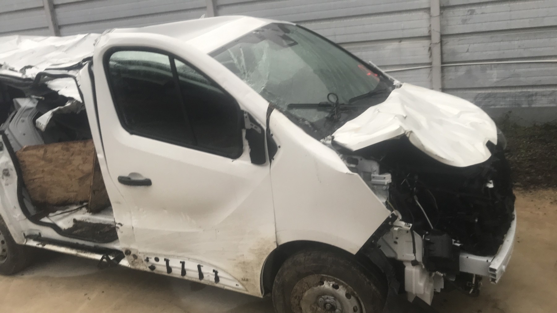 Image RENAULT TRAFIC 3 COURT