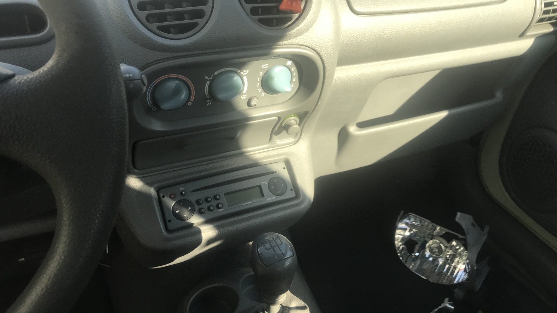 Image RENAULT TWINGO 1