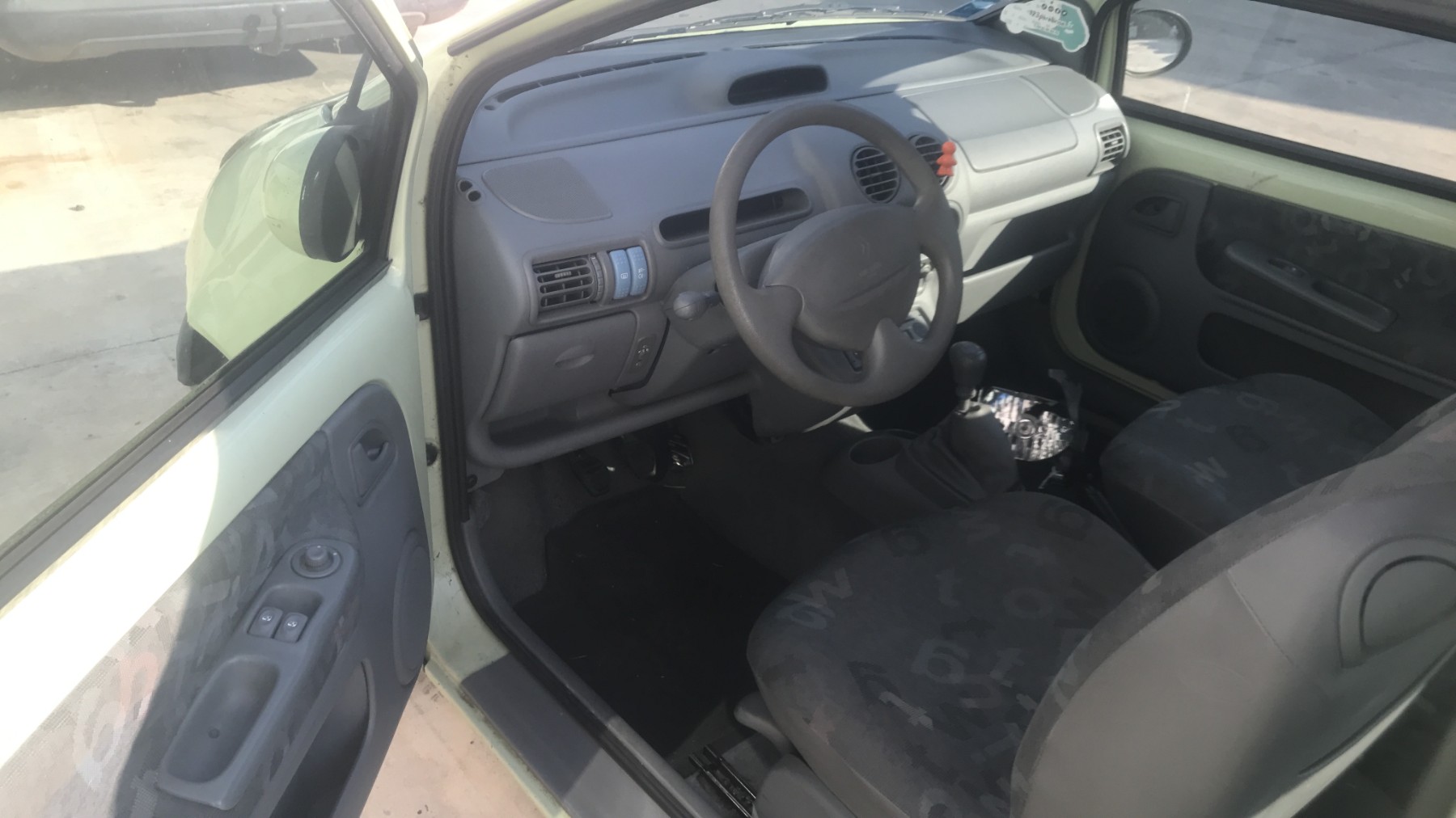 Image RENAULT TWINGO 1