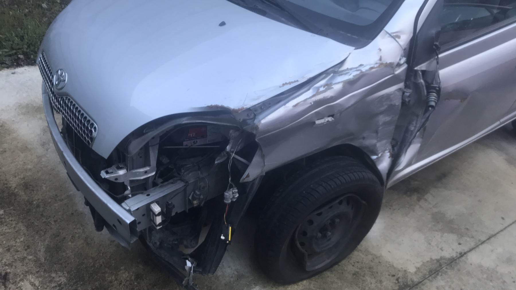 Image TOYOTA YARIS 1