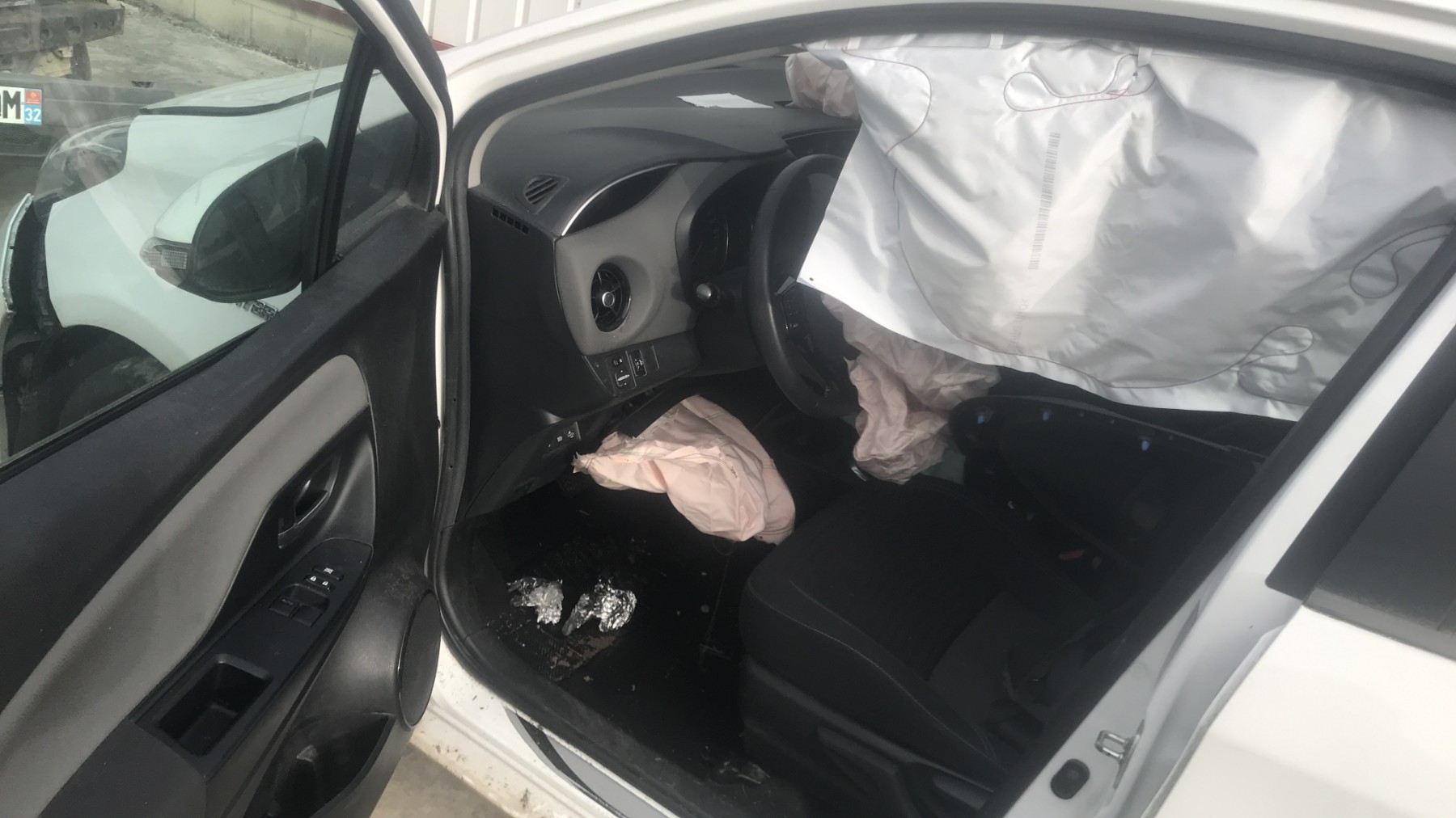 Image TOYOTA YARIS 3