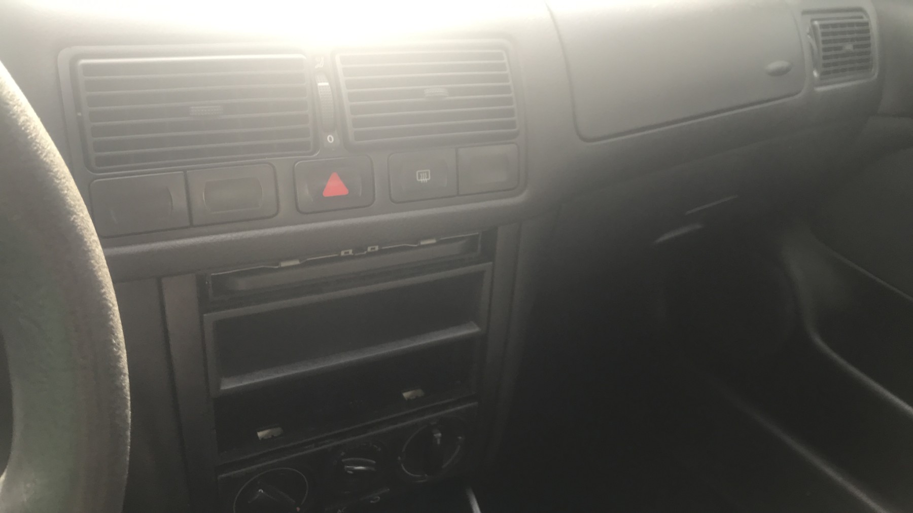 Image VOLKSWAGEN GOLF 4