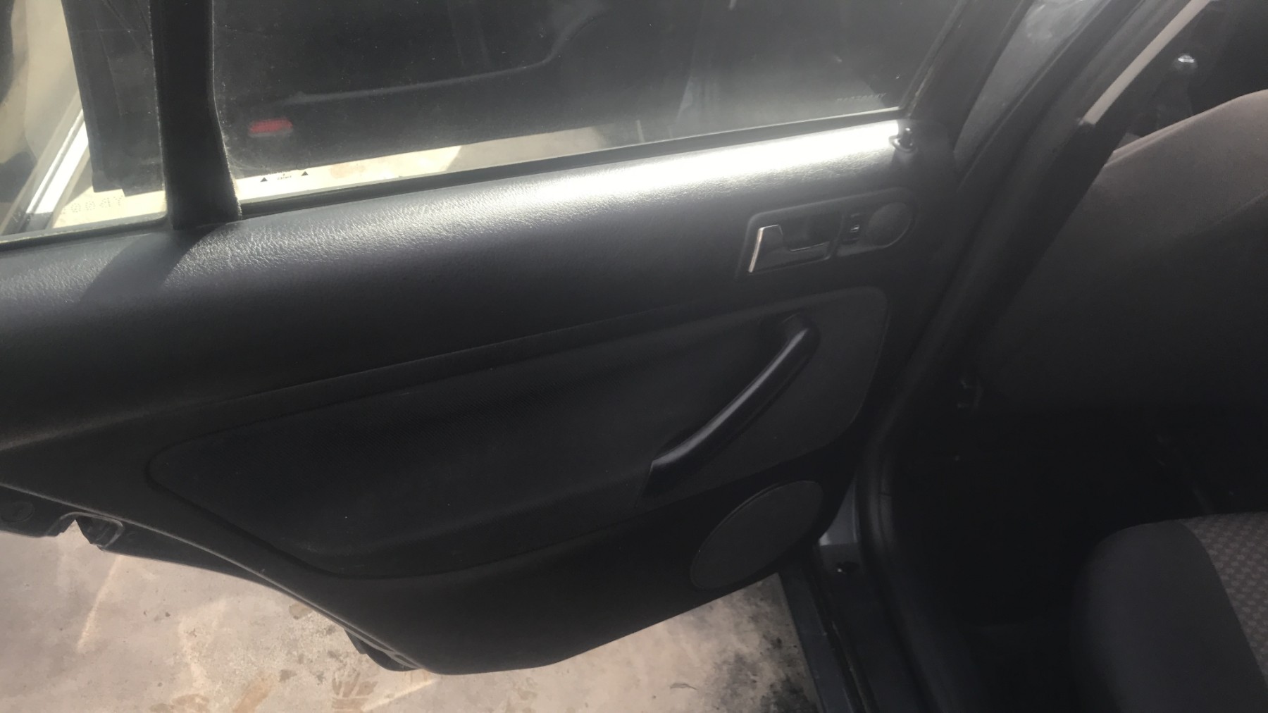 Image VOLKSWAGEN GOLF 4