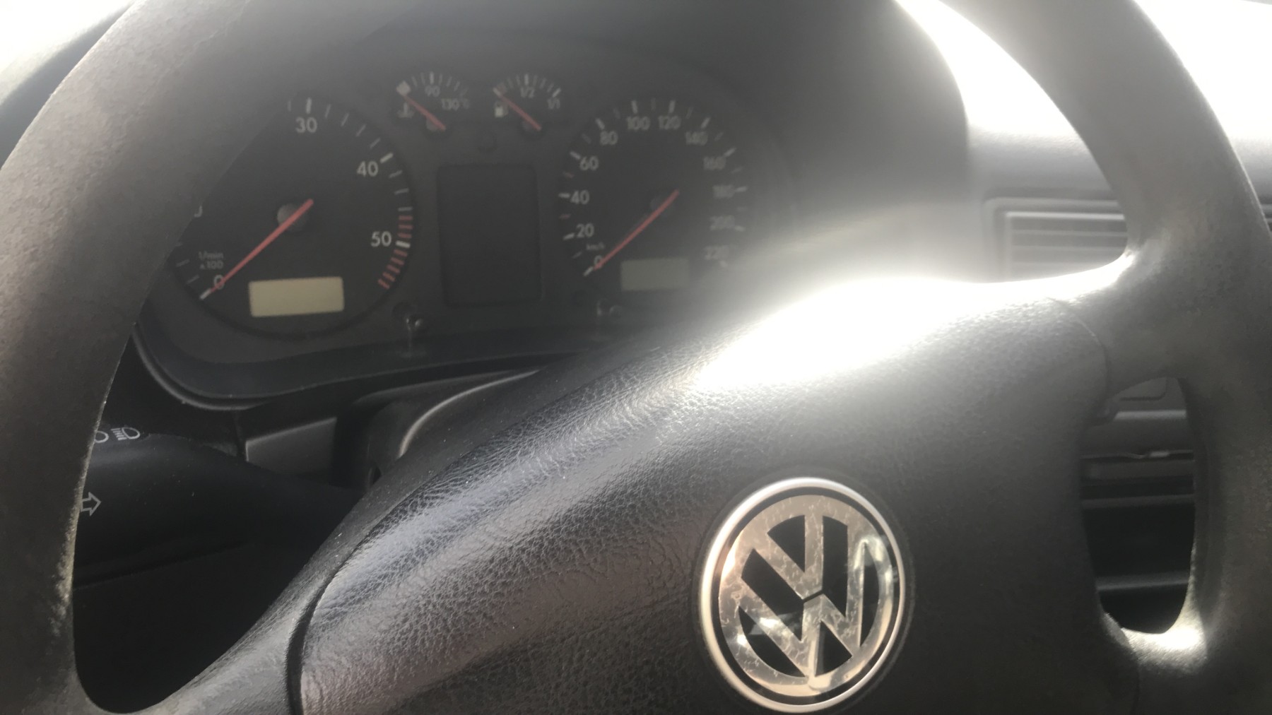 Image VOLKSWAGEN GOLF 4