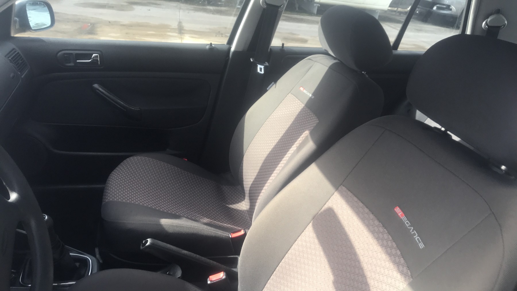 Image VOLKSWAGEN GOLF 4