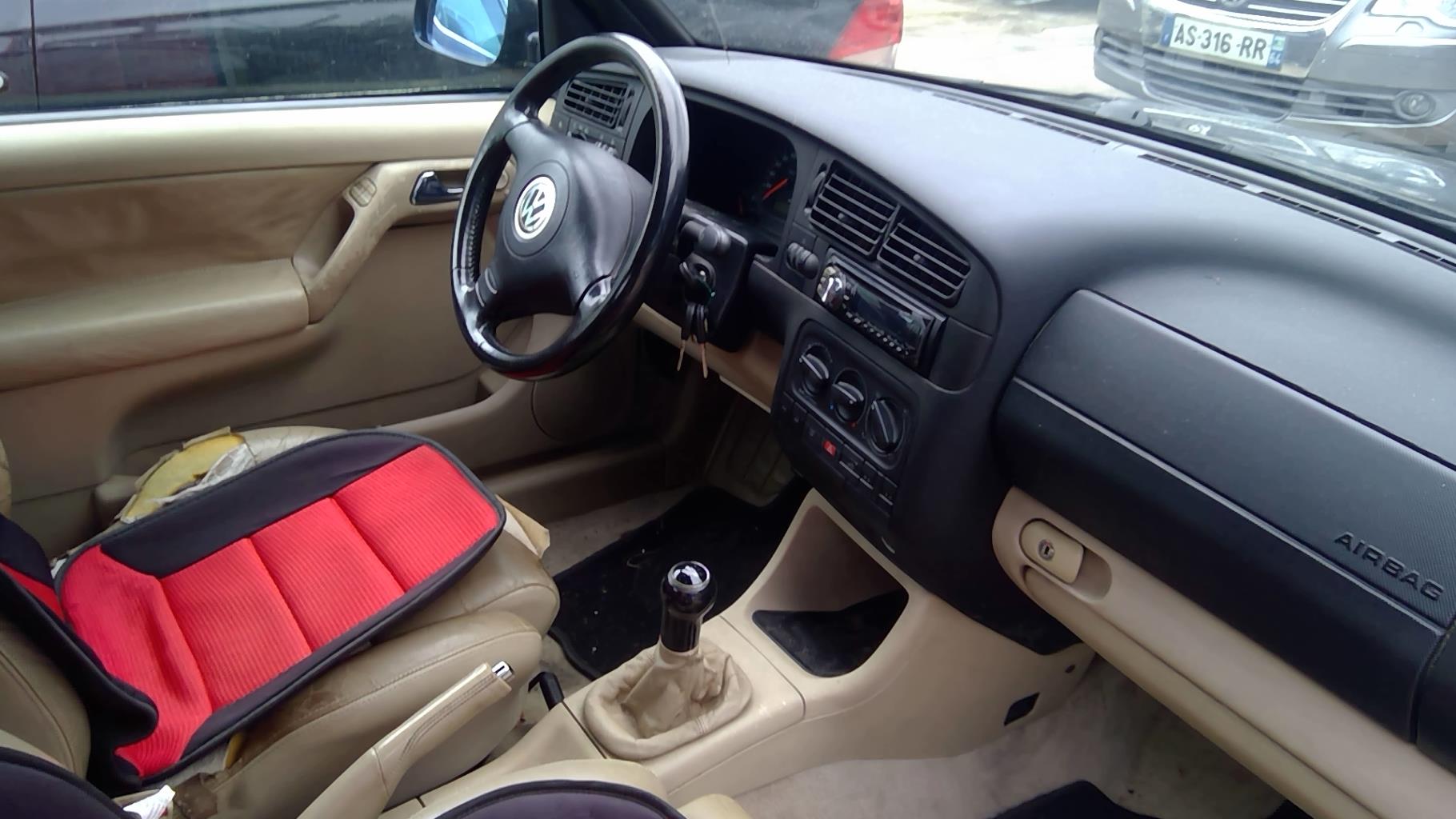 Image VOLKSWAGEN GOLF 4