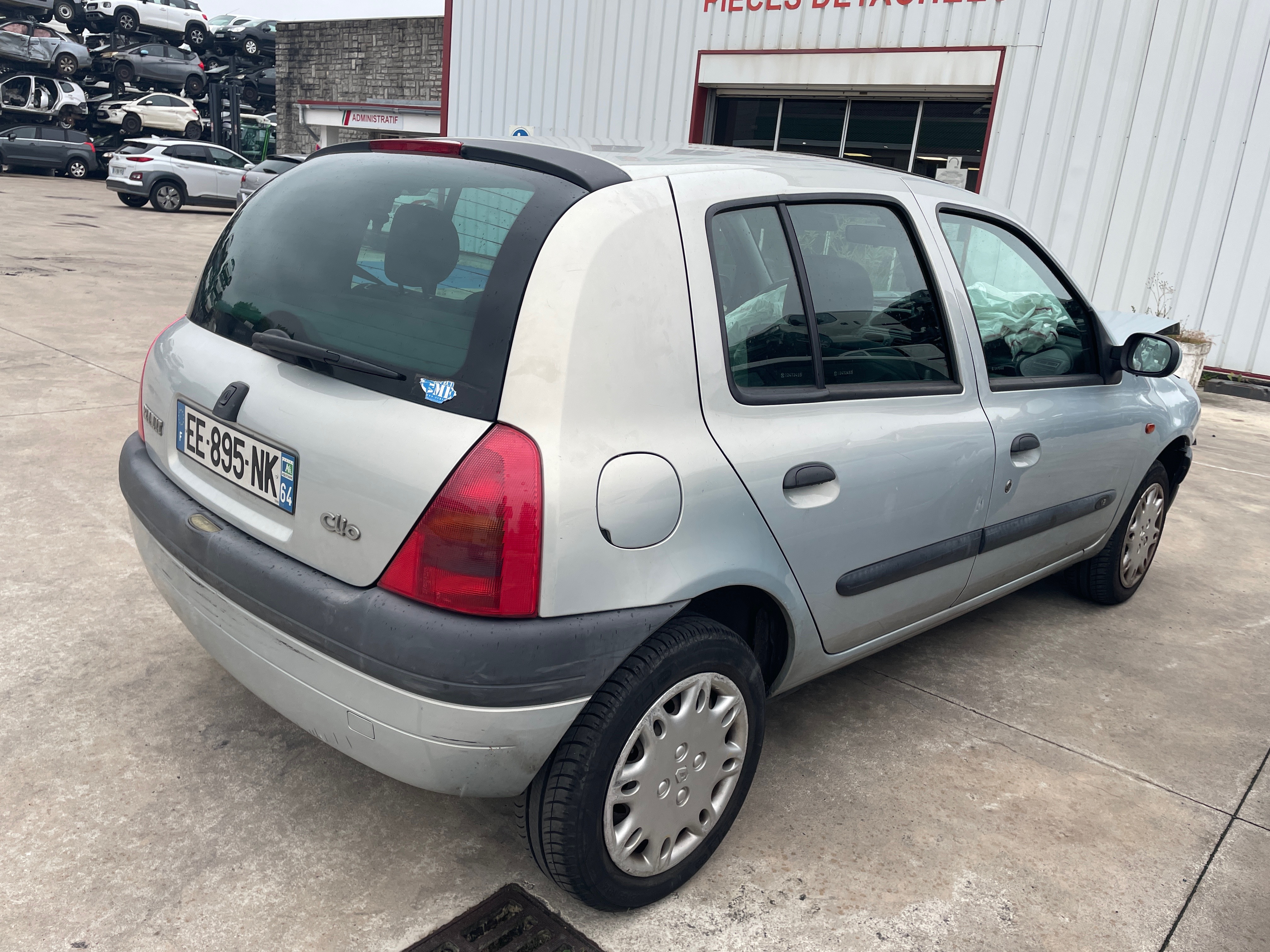 Image RENAULT CLIO 2