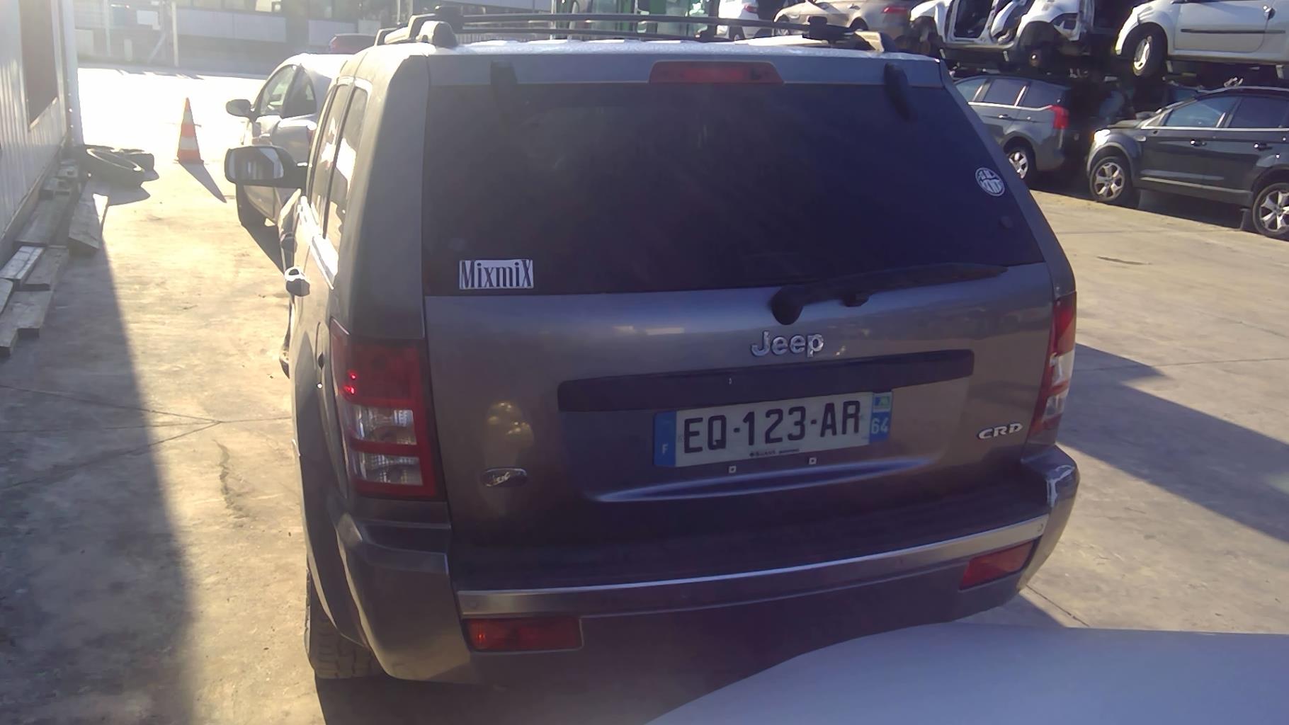 Image JEEP GRAND CHEROKEE 2