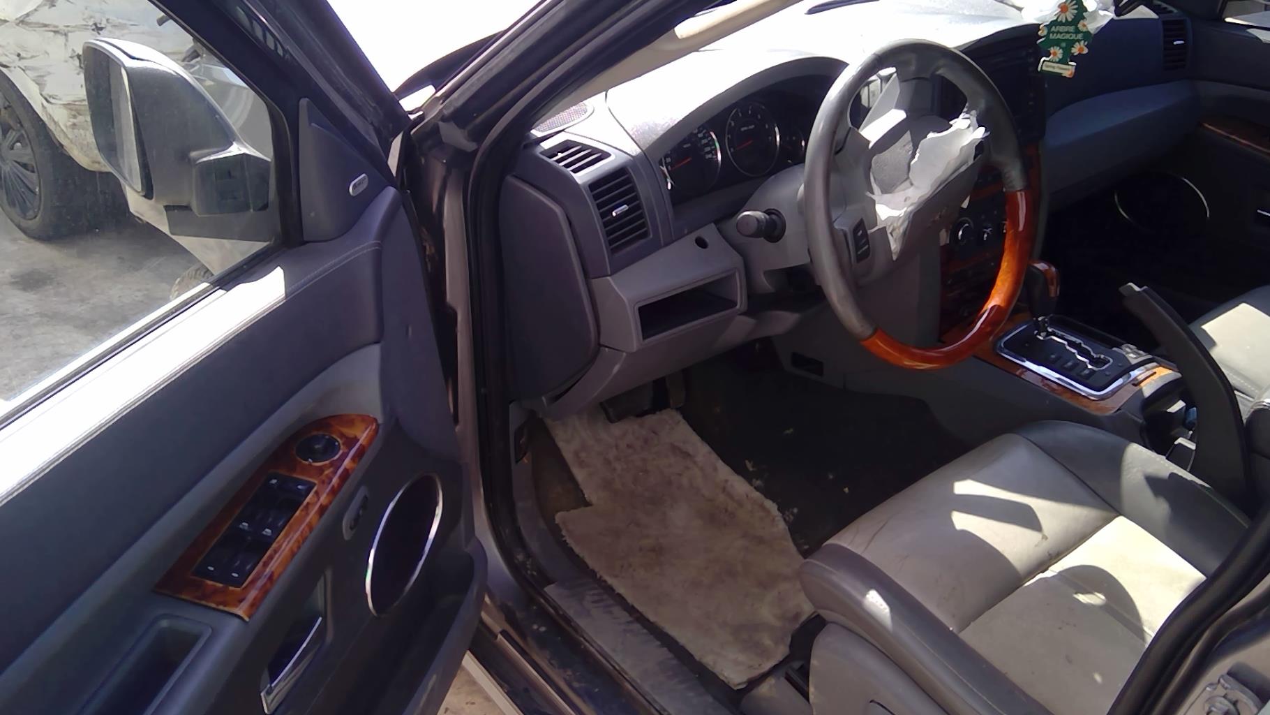 Image JEEP GRAND CHEROKEE 3