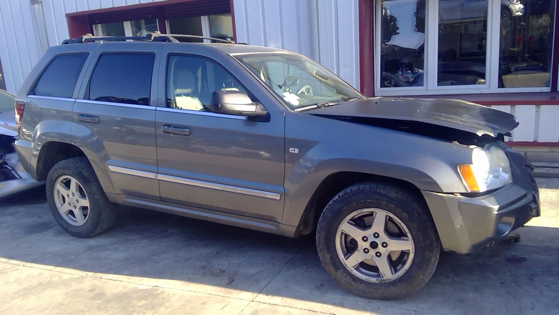 Image JEEP GRAND CHEROKEE 2