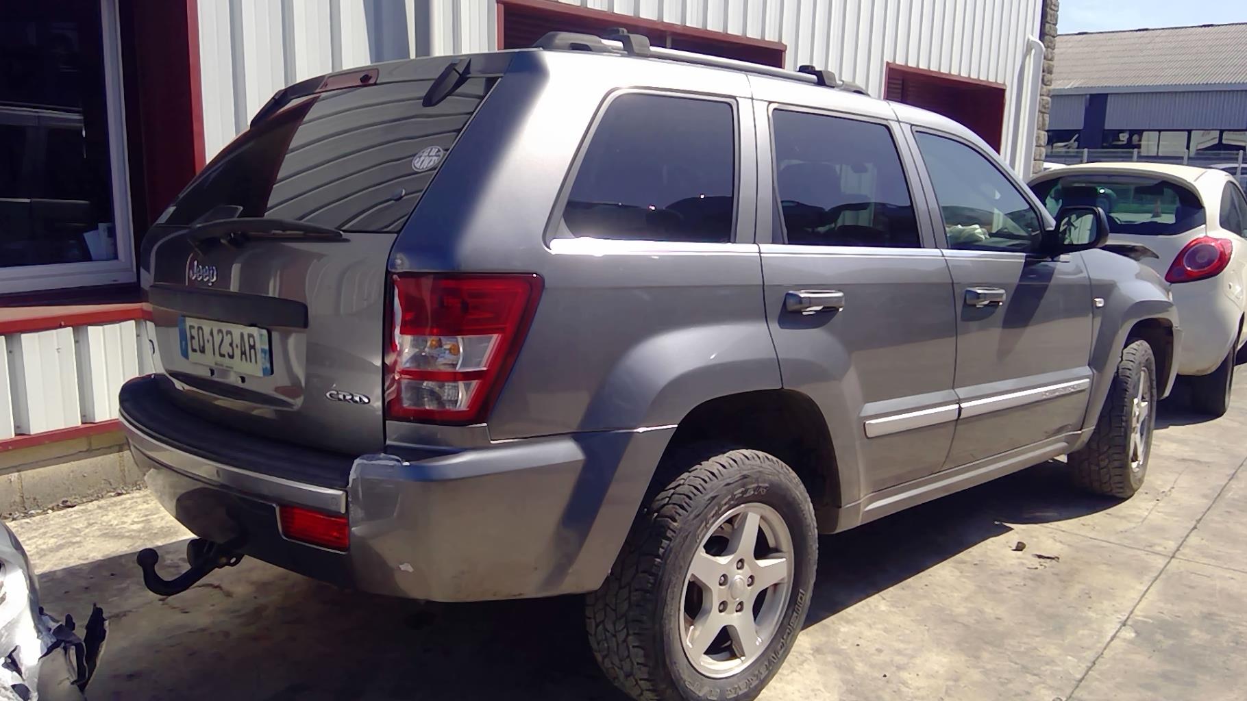Image JEEP GRAND CHEROKEE 3