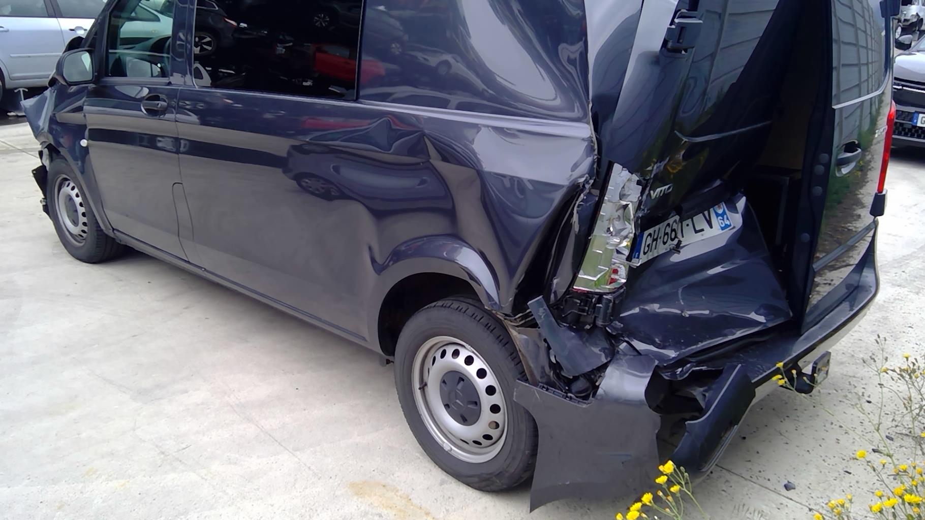 Image MERCEDES VITO 447