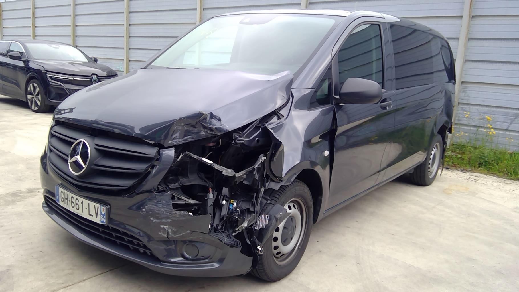 Image MERCEDES VITO 447