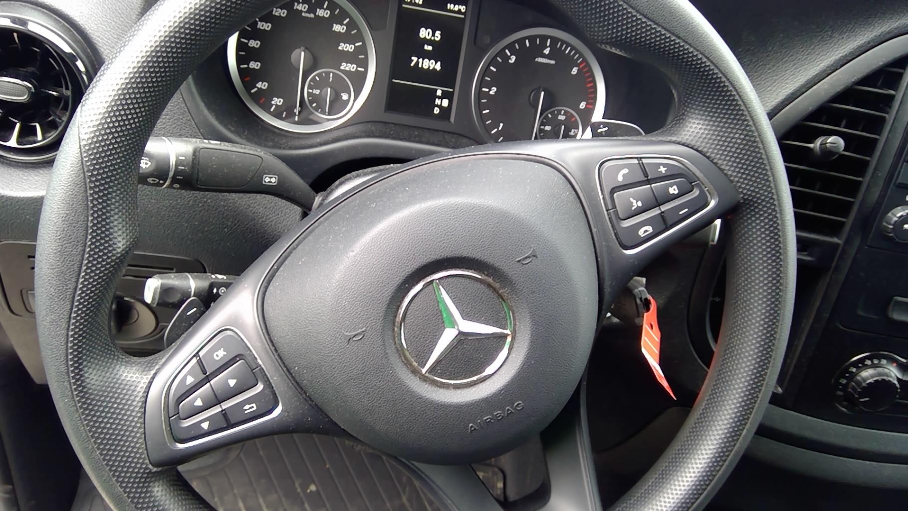 Image MERCEDES VITO 447