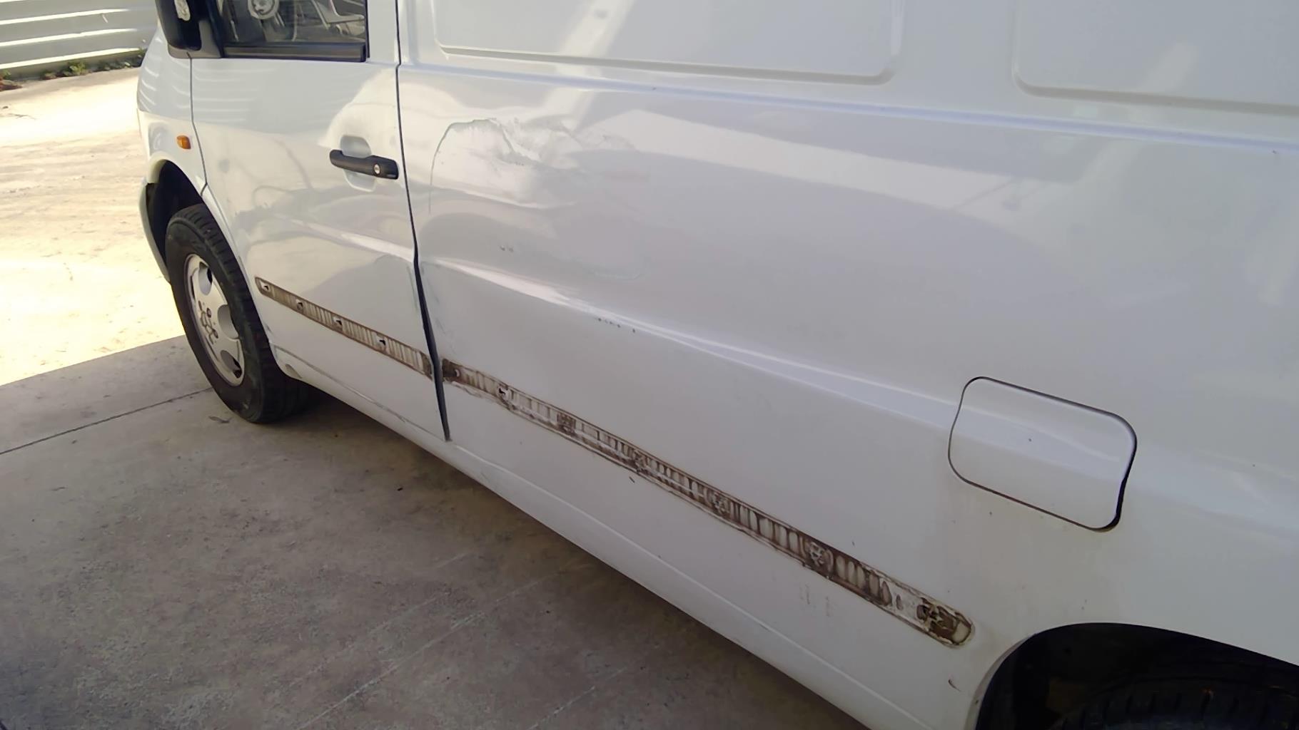 Image MERCEDES VITO 638