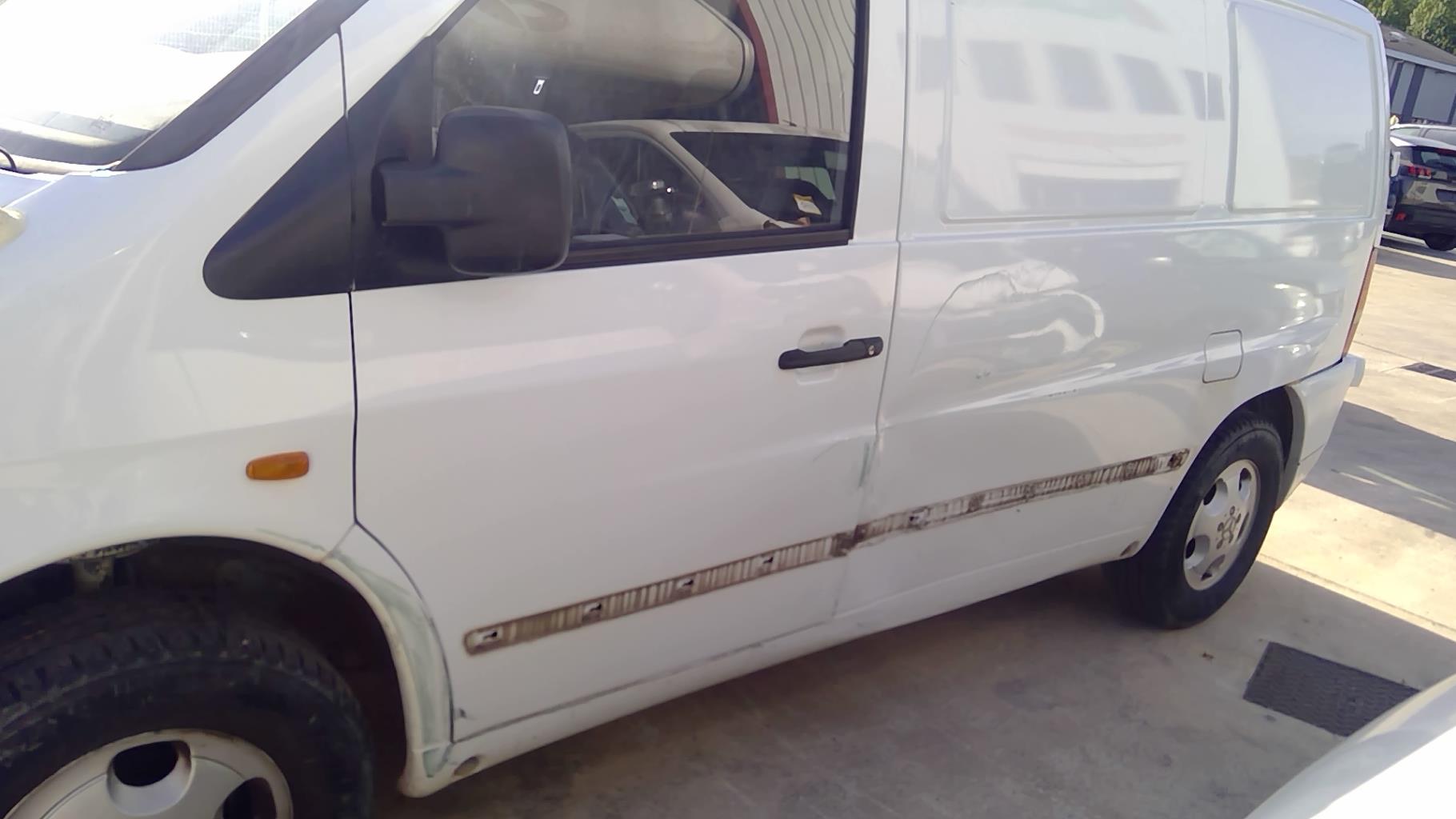 Image MERCEDES VITO 638