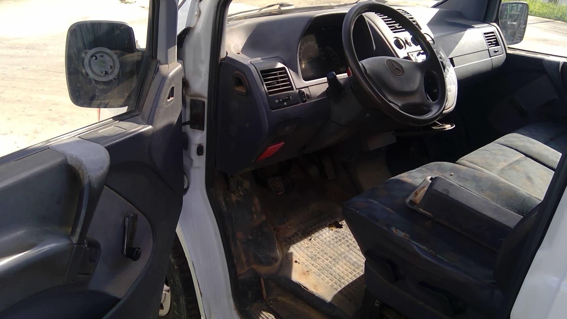 Image MERCEDES VITO 638