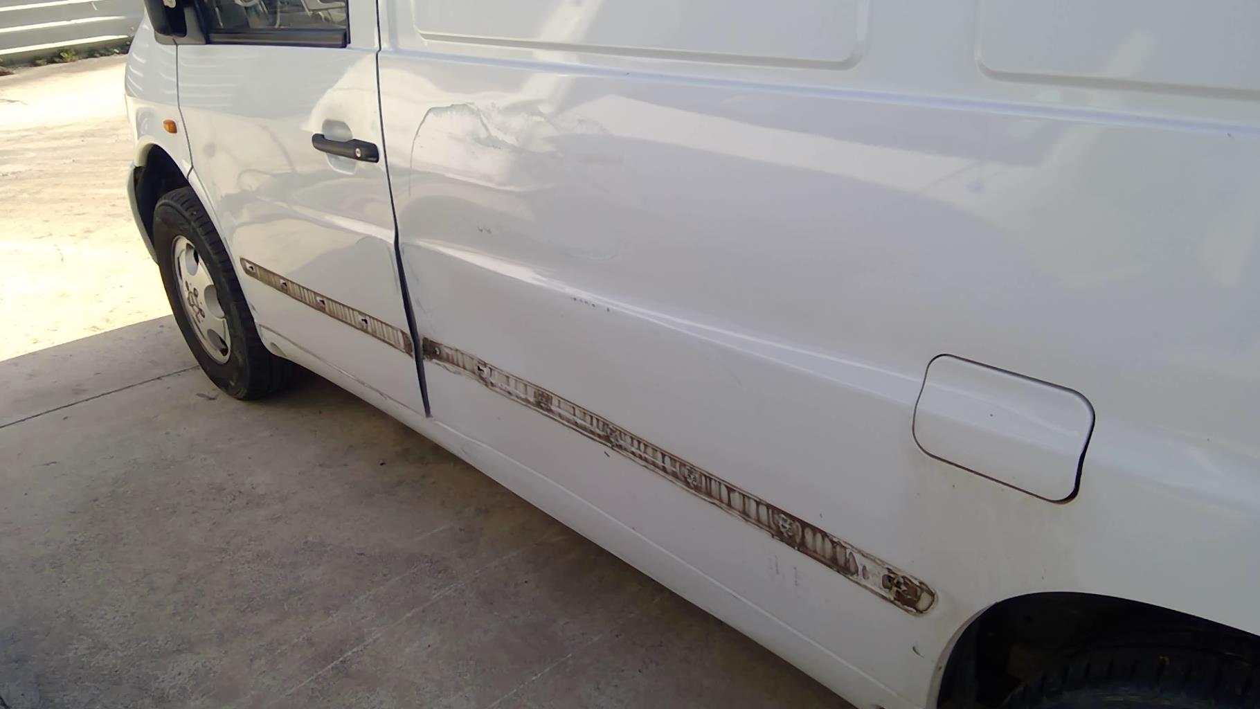 Image MERCEDES VITO 638