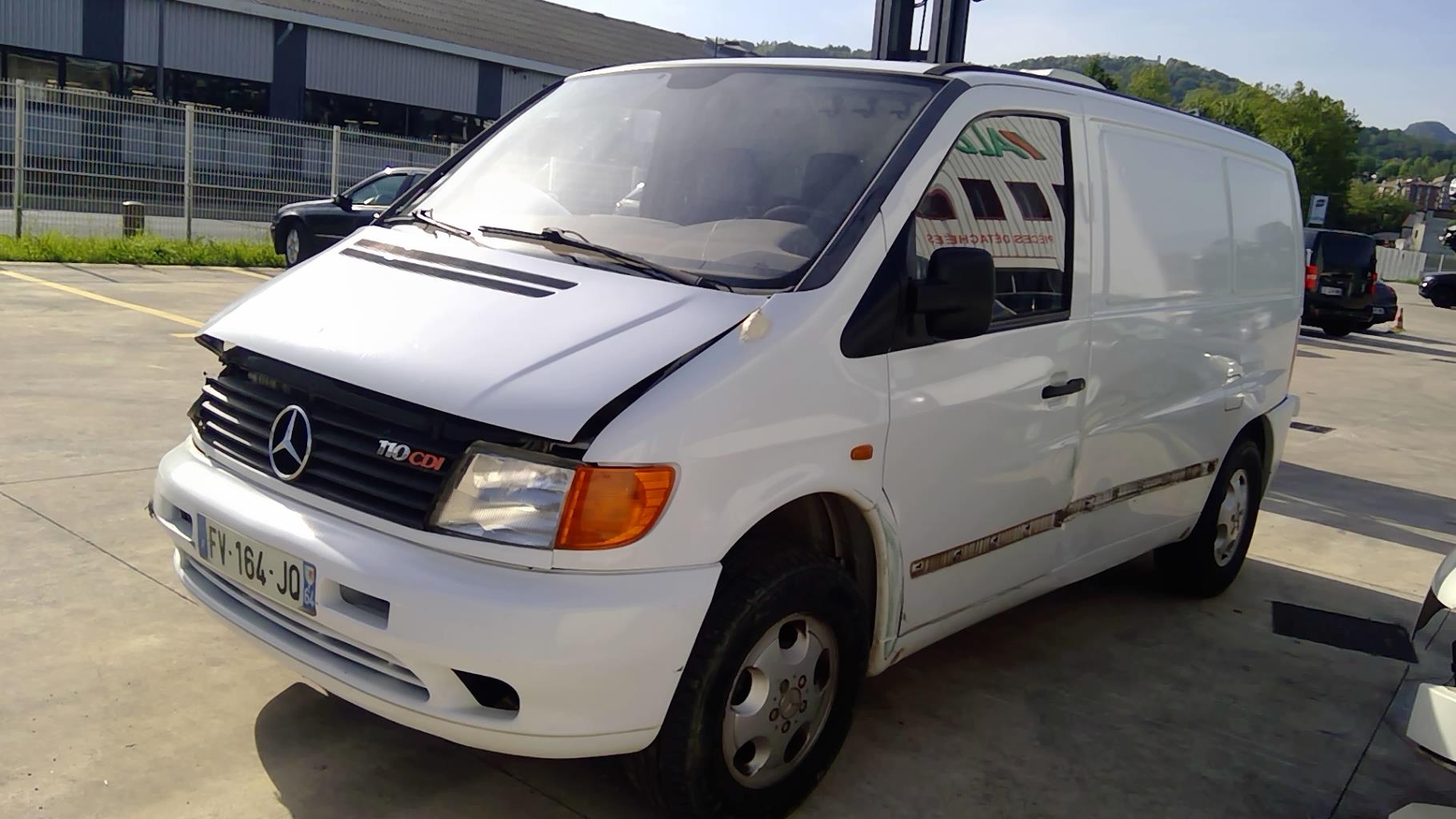 Image MERCEDES VITO 638