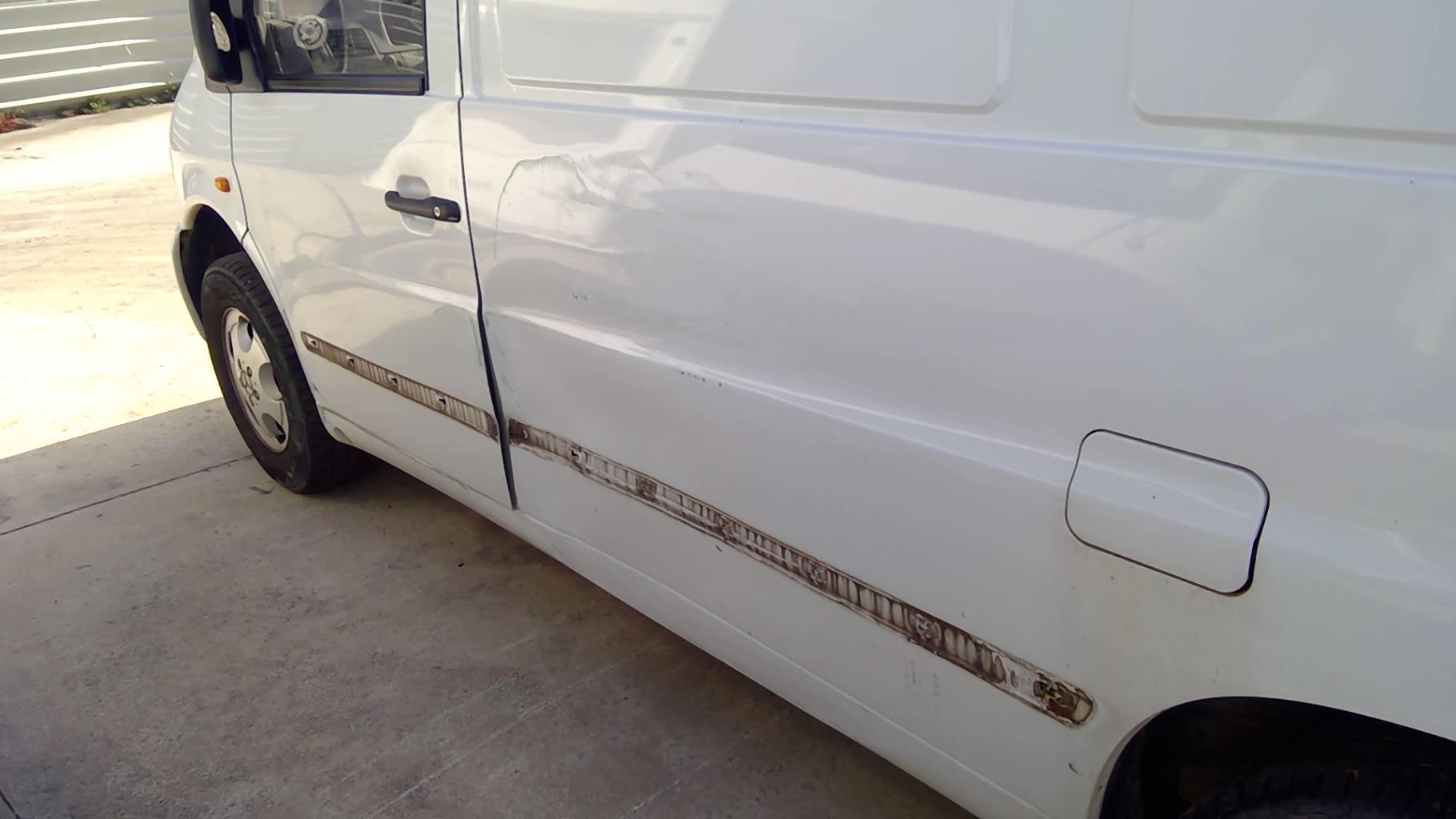 Image MERCEDES VITO 638