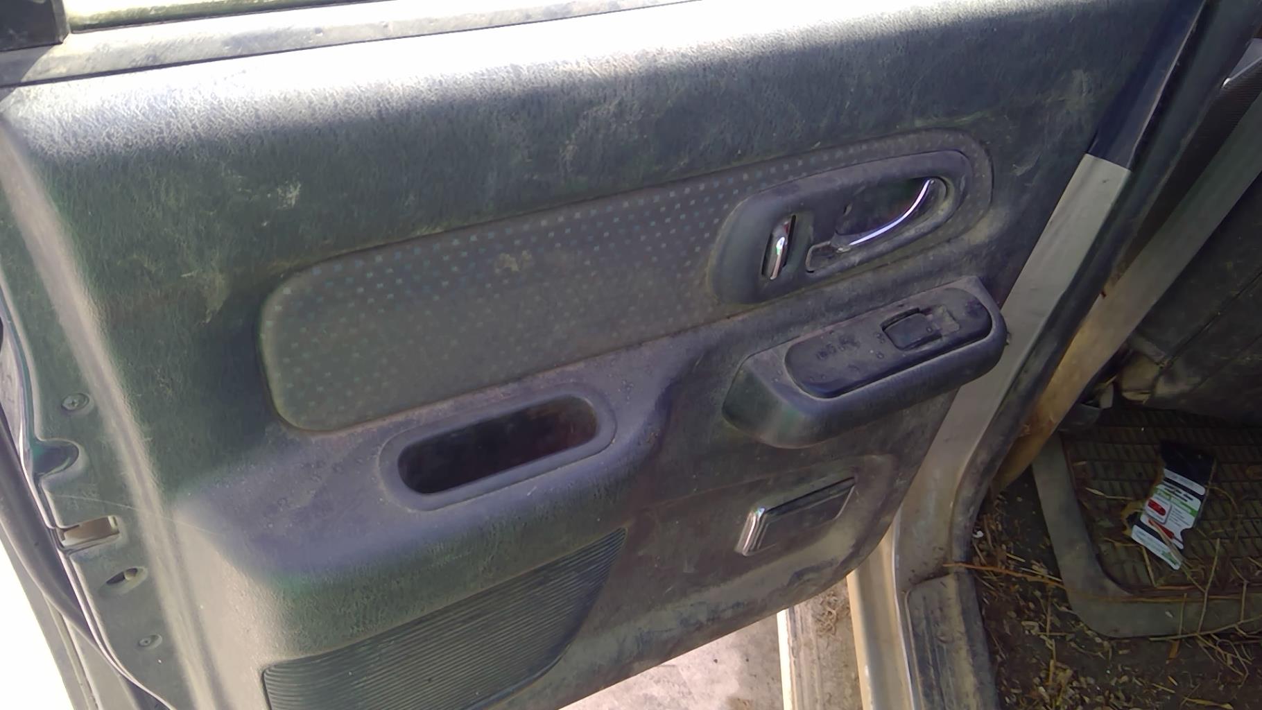 Image MITSUBISHI L 200 2