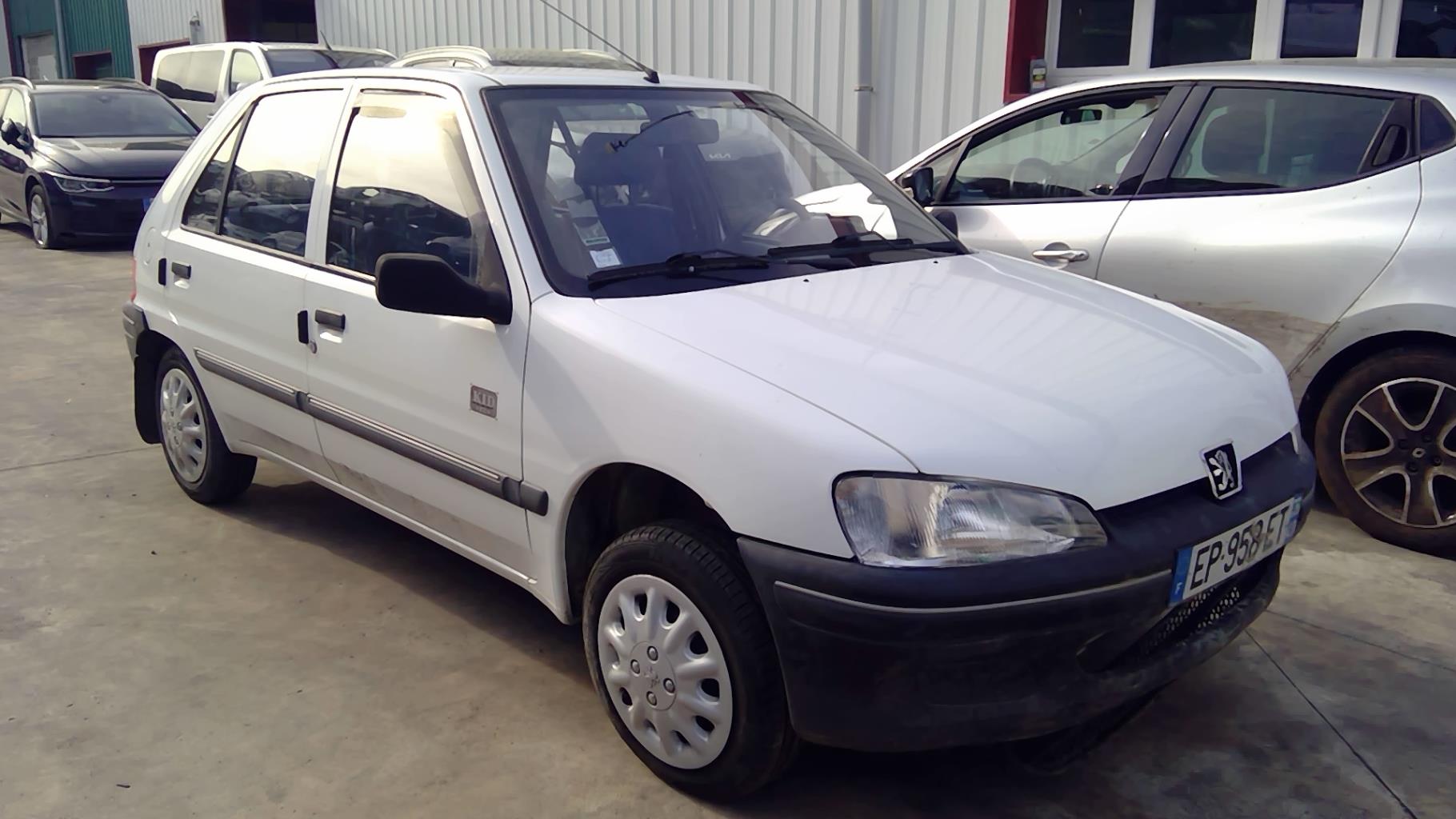 Image PEUGEOT 106