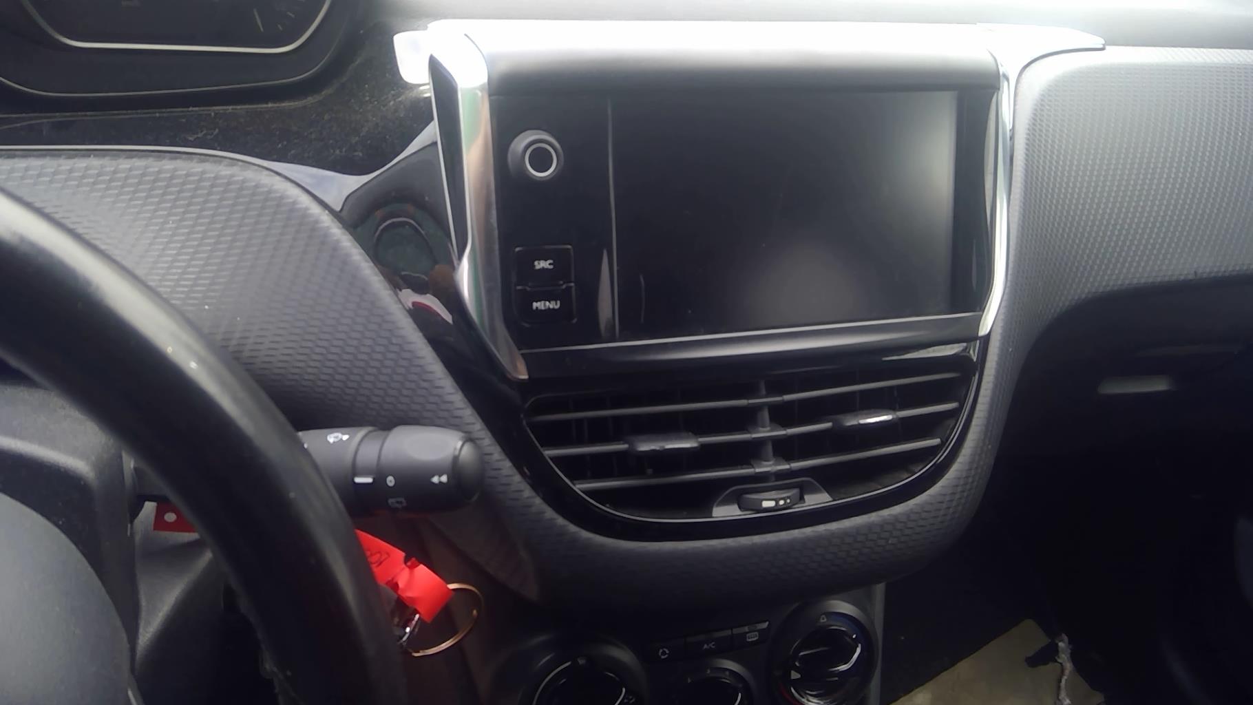 Image PEUGEOT 2008 1