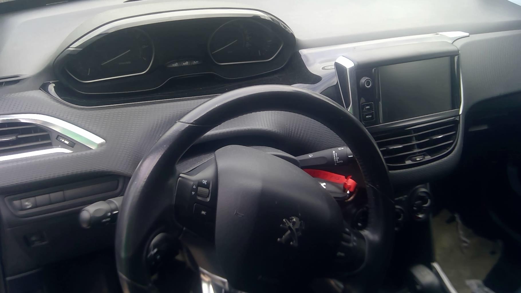 Image PEUGEOT 2008 1