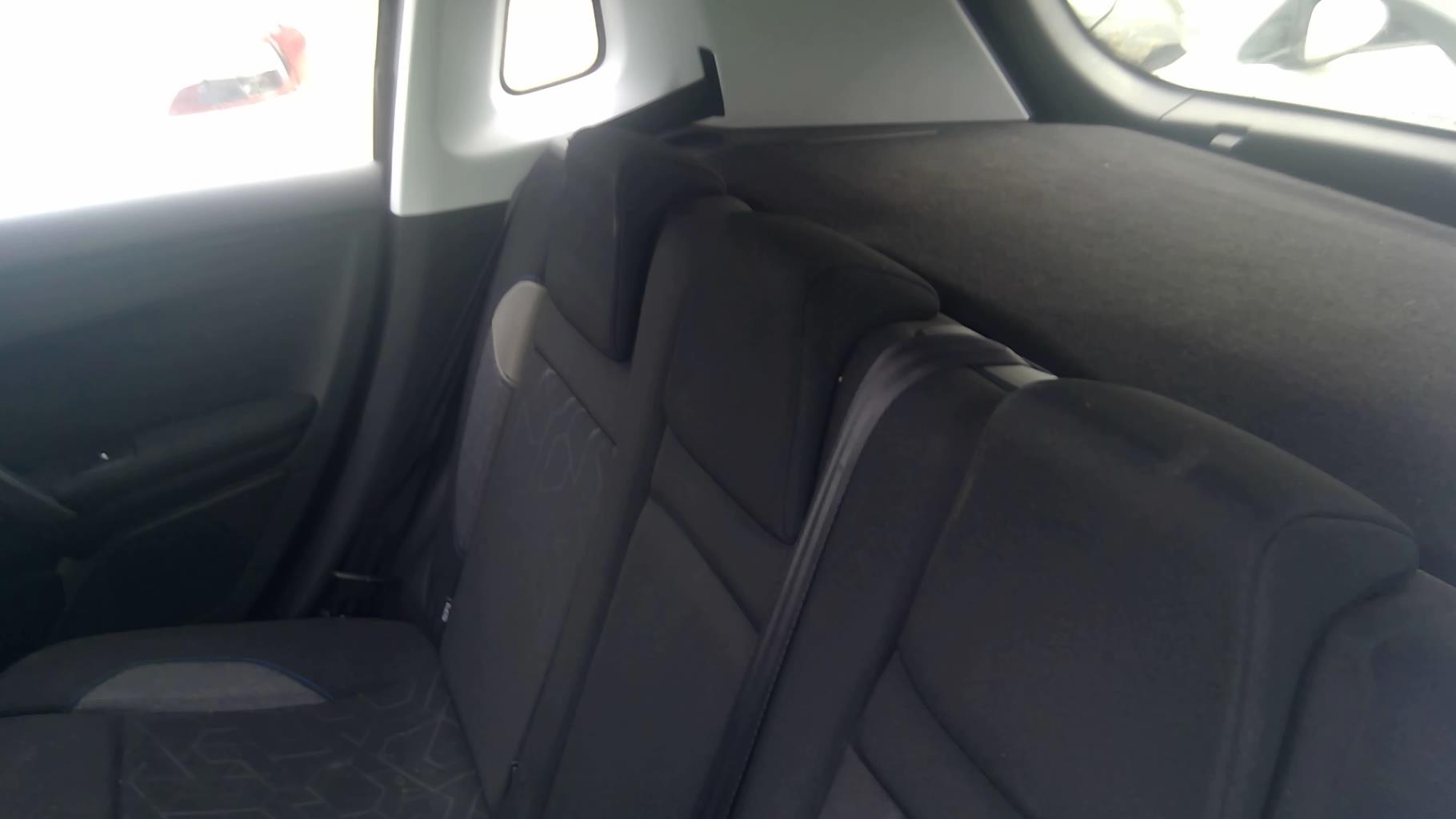 Image PEUGEOT 2008 1