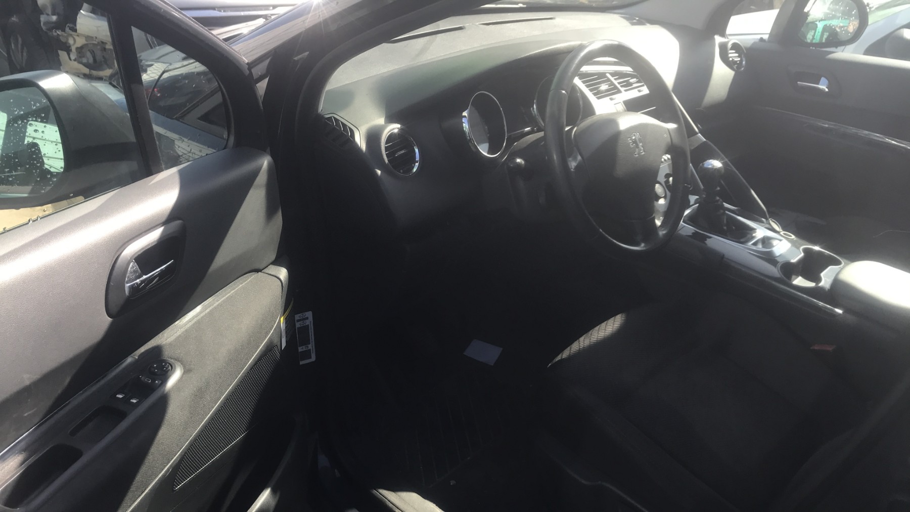 Image PEUGEOT 3008 1